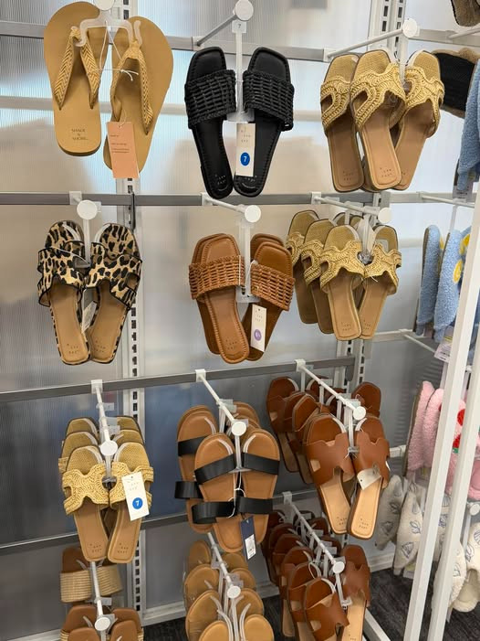 Last day to grab these Target women’s sandals on S A L E 🎯☀️

These are giving expensive boutique vibes without the price tag 😍🙌
Perfect for summer outfits, vacations & everyday errands 🫶✨

#TargetFinds #TargetStyle #SummerSandals #LTKStyle #LTKFinds #WomensFashion #SummerStyle #TargetFashion 

 