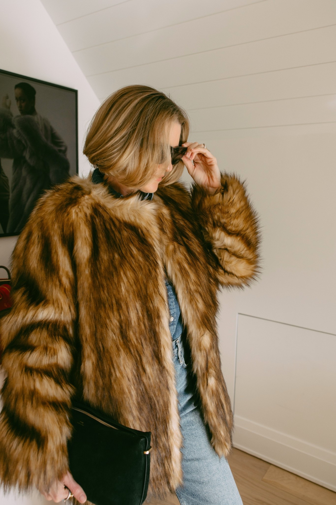 Love a little faux fur … size down!  ✨✨✨