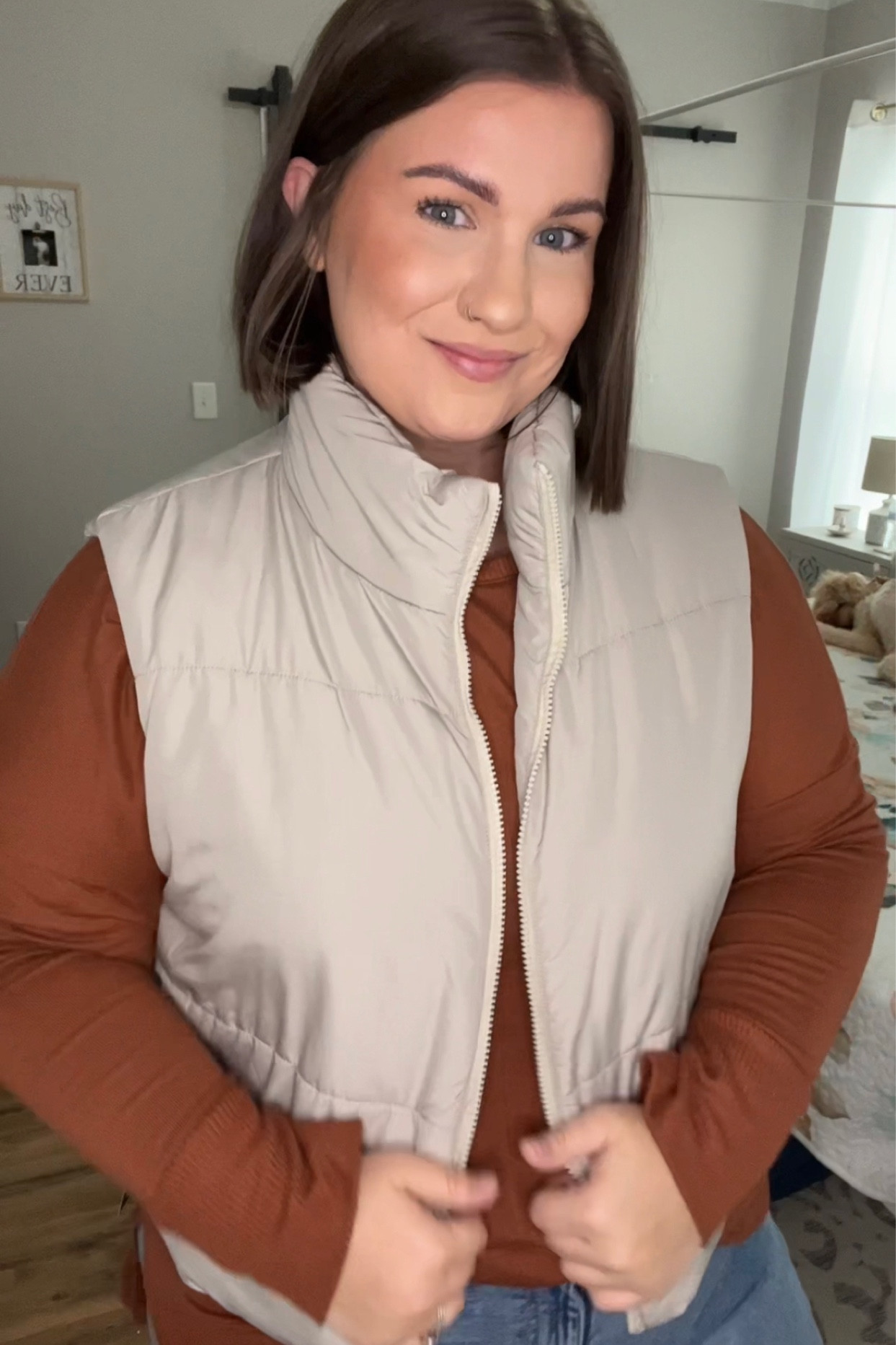 Cropped puffer vest