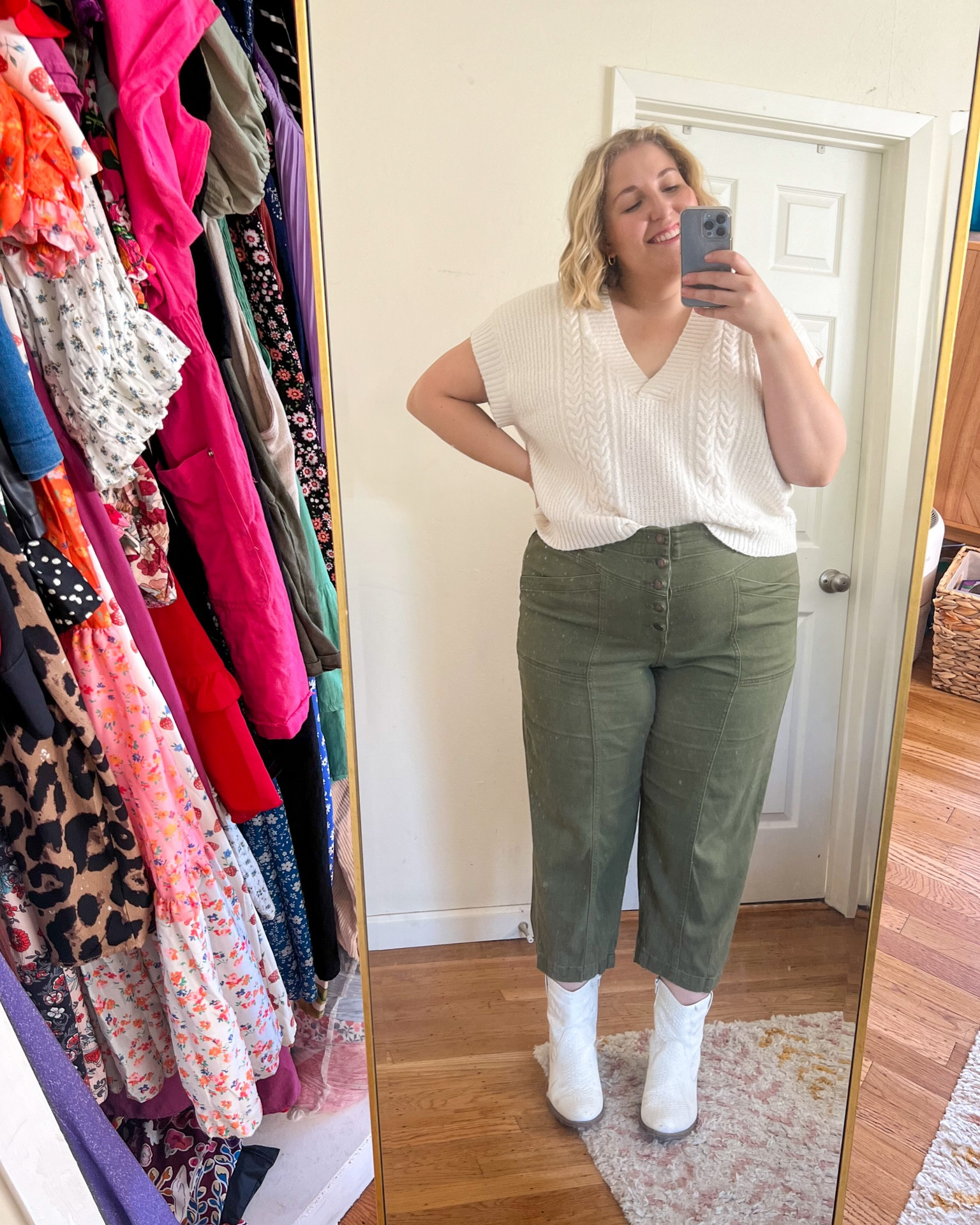 Day 2/5 - Target fall outfit ideas! These pants are the COMFIEST! I wear an XXL and the waist is so stretchy! They’re technically midrise but I put them up a little higher! Vest is XL  

#LTKstyletip #LTKsalealert #LTKmidsize