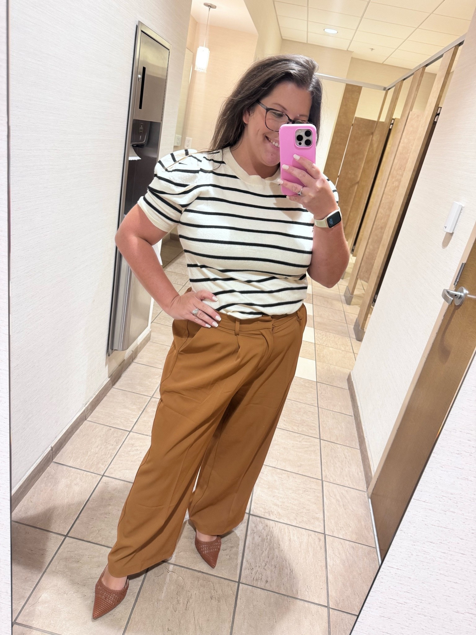 WORK OOTD 🤎✨

business casual workwear, Amazon fashion, Amazon style, work outfit, workwear, office outfit inspo, working mom, work dresses, mom ootd

#LTKootd #LTKWorkwear #LTKPetite

#LTKdayinmylife #LTKmomlife #LTKMidsize