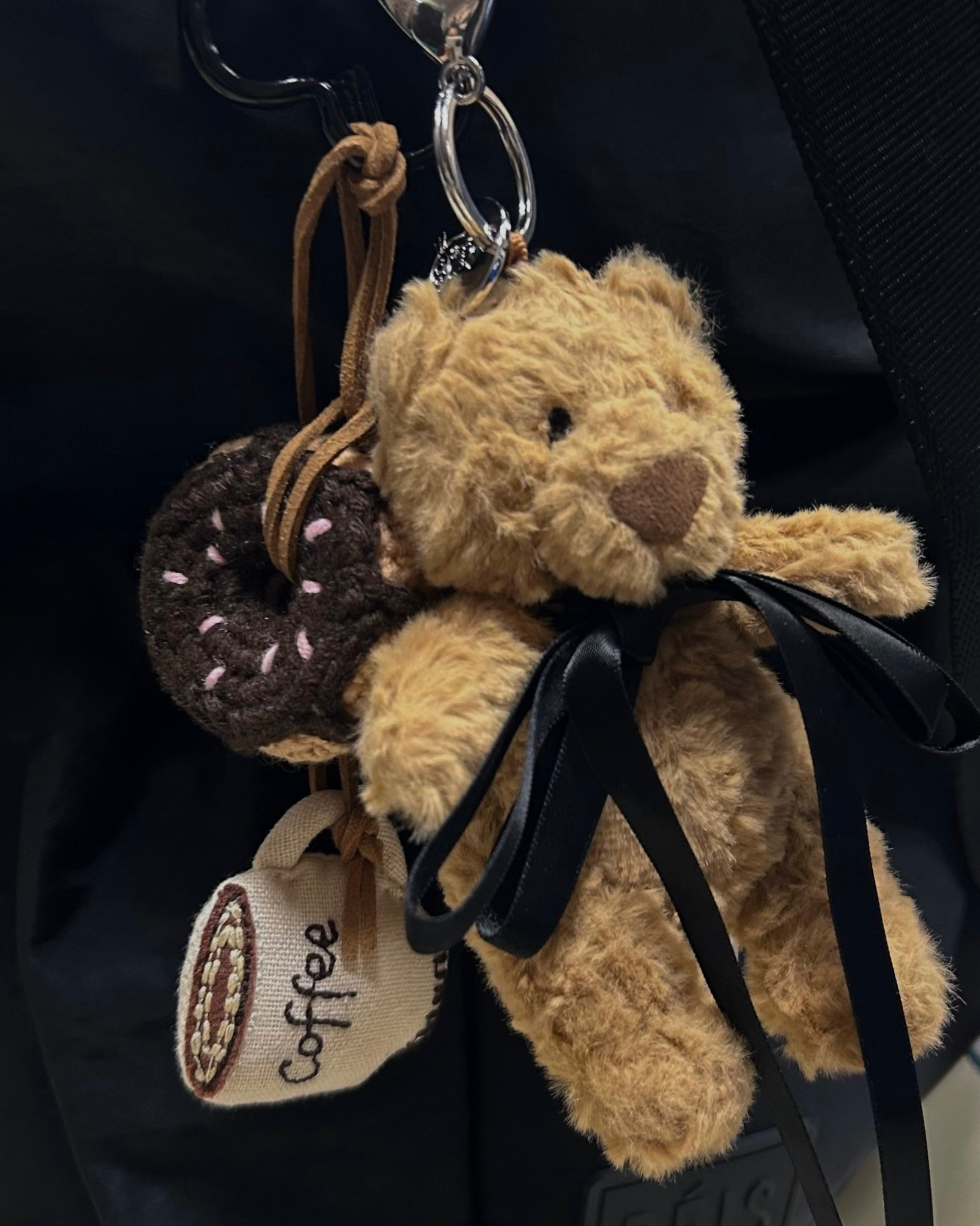 loving my bag charm combo atm! 🧸🤎🍩 @jellycat @amazon

#LTKGiftGuide #LTKFindsUnder50