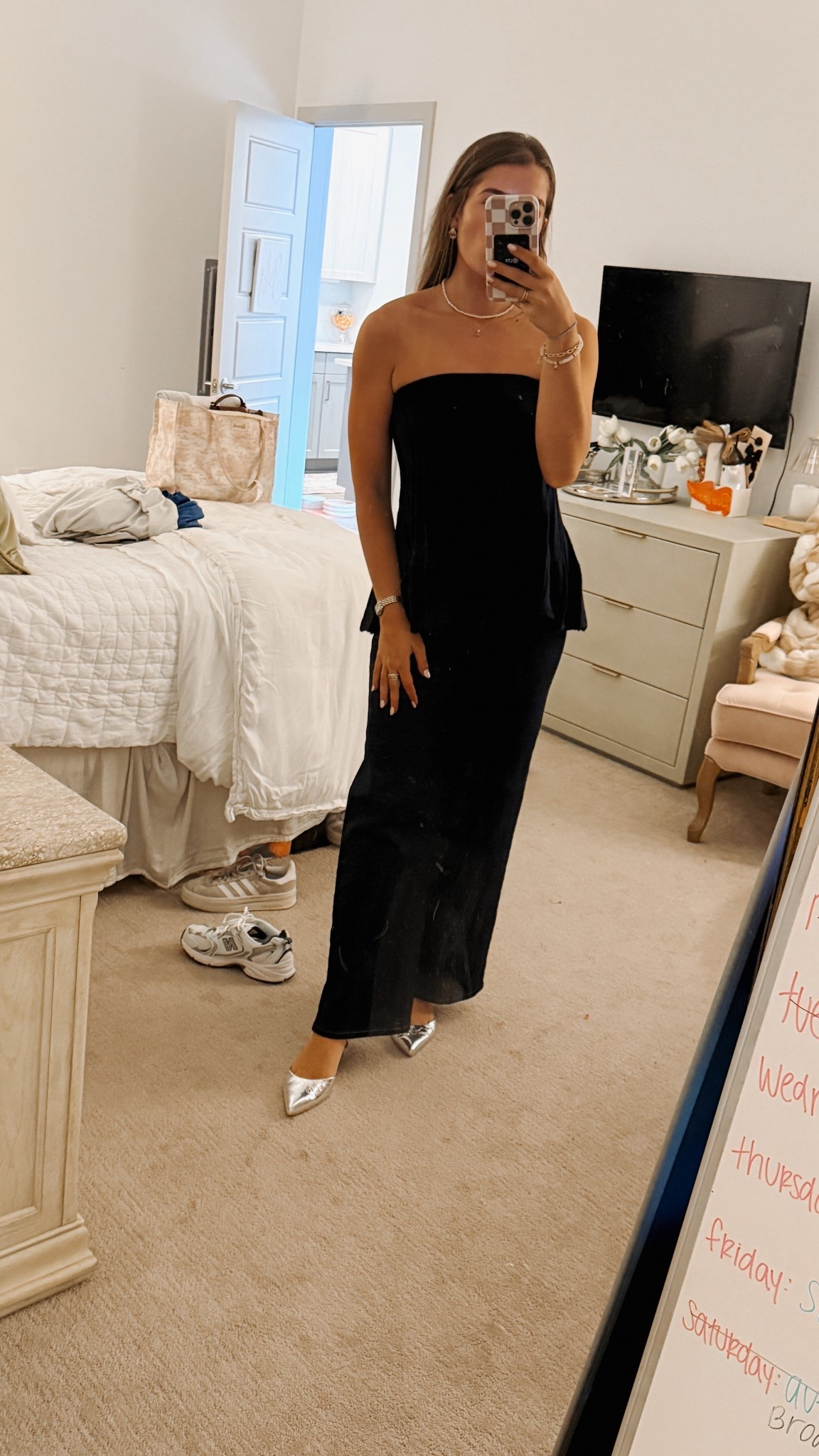 Sometimes you’re creative with an outfit on accident! Still can’t believe this top is  technically a skirt lol

#LTKStyleTip #LTKFallSale #LTKSeasonal