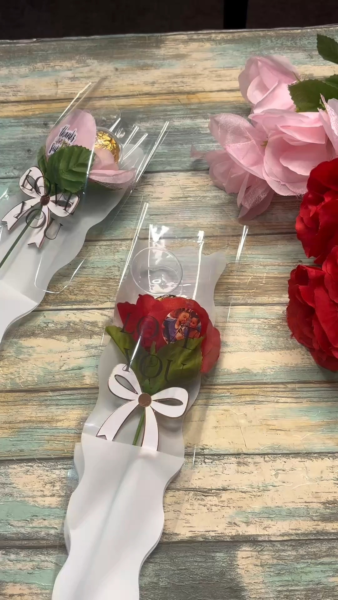 This custom rose bouquet is such a sweet, simple gift idea — perfect for Valentine’s Day, teachers, birthdays, or anyone who loves something handmade and thoughtful. Cozy, cute, and easy to personalize.
#CraftingWithShaneda #DIYBouquet #ValentinesDayGift #HandmadeGifts #EasyDIY #FauxFlorals #CreativeMoms #GiftIdeas

#LTKstorytime