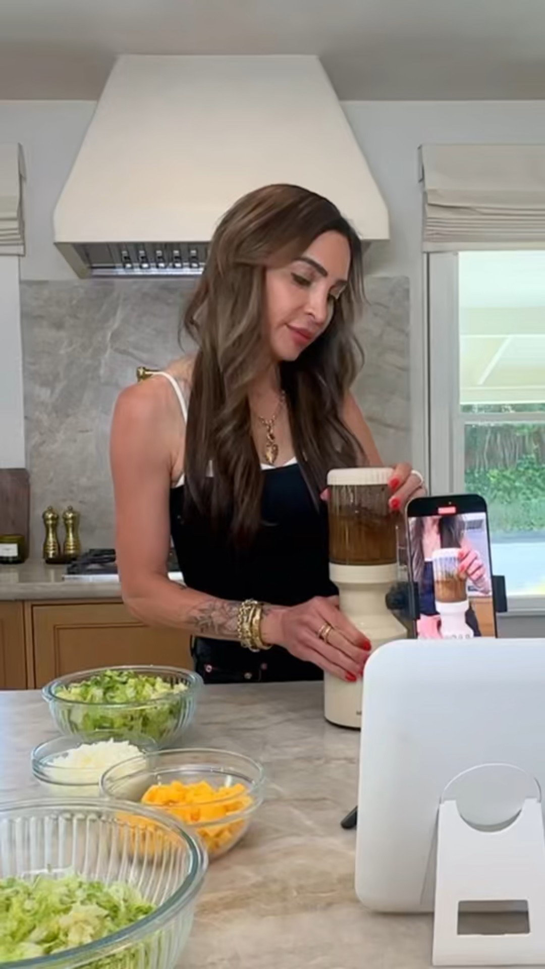 Day in my life as a recipe content creator 🥰

#LTKSaleAlert #LTKStyleTip #LTKHome