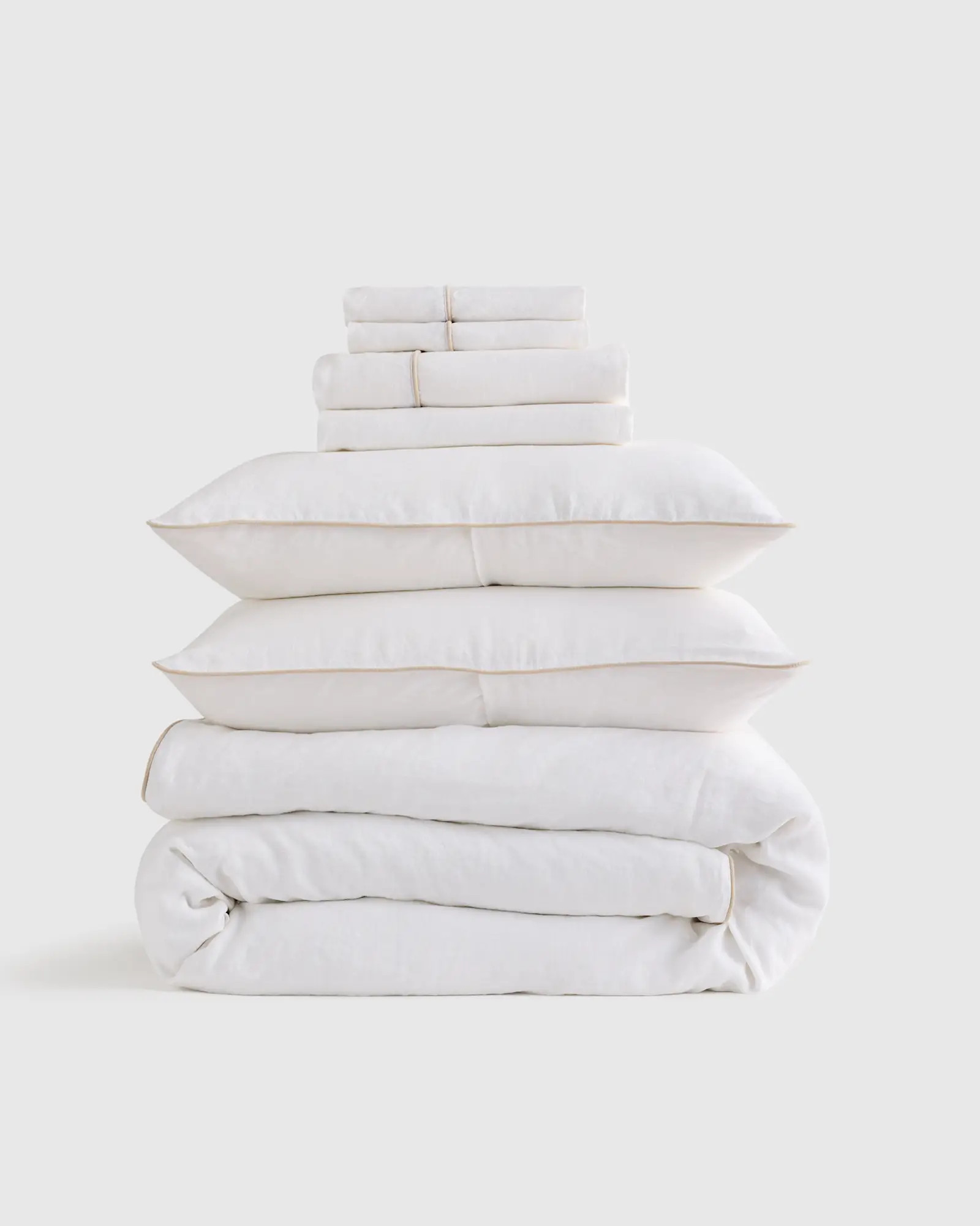 European Linen Piped Deluxe Bedding Bundle in White/Toffee | Quince