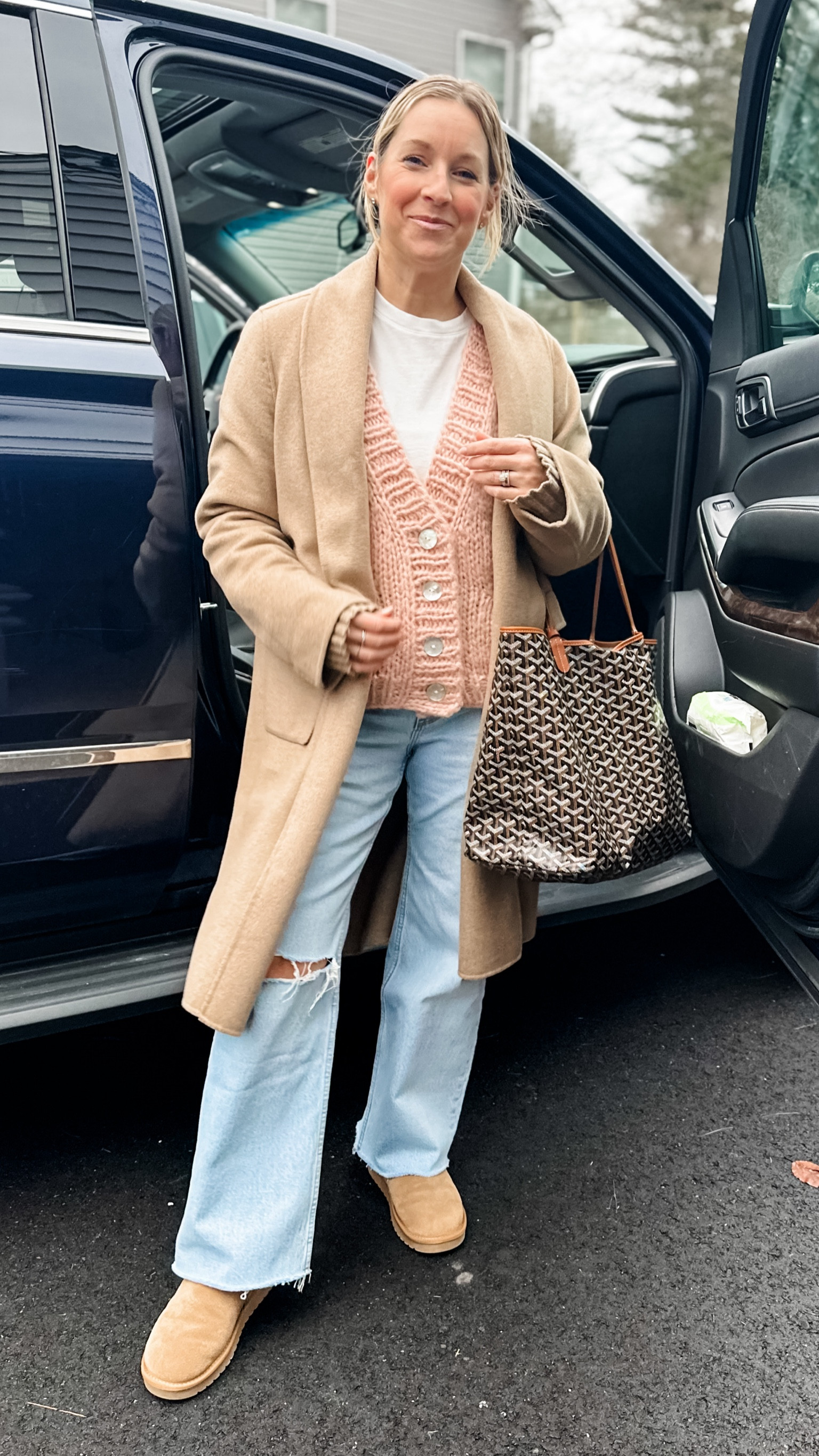 Comfy transitional outfit perfect for winter into spring. Small tops. Tts jeans in short. Medium jacket  

#LTKstyletip #LTKSeasonal #LTKfindsunder50