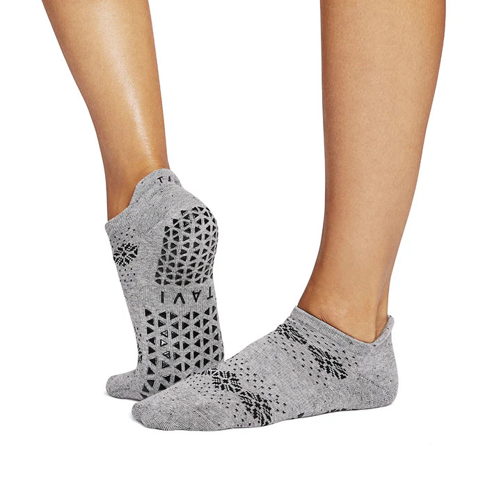 Savvy Grip Socks | Tavi