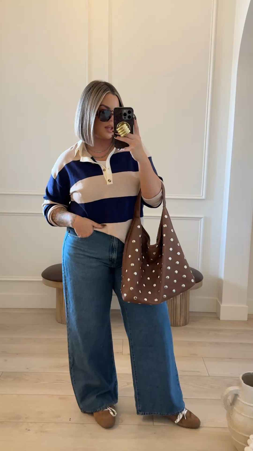 Prime day

Sweater xl, jeans size up at least 1 size if not 2 I go up 2 sizes in these for relaxed fit In the legs and then because it has the cinch waist, I can tighten the waist down.

Comment SHOP below to receive a DM with the link to this post on my LTK ⬇ https://liketk.it/6paqJ

https://liketk.it/6paqJ