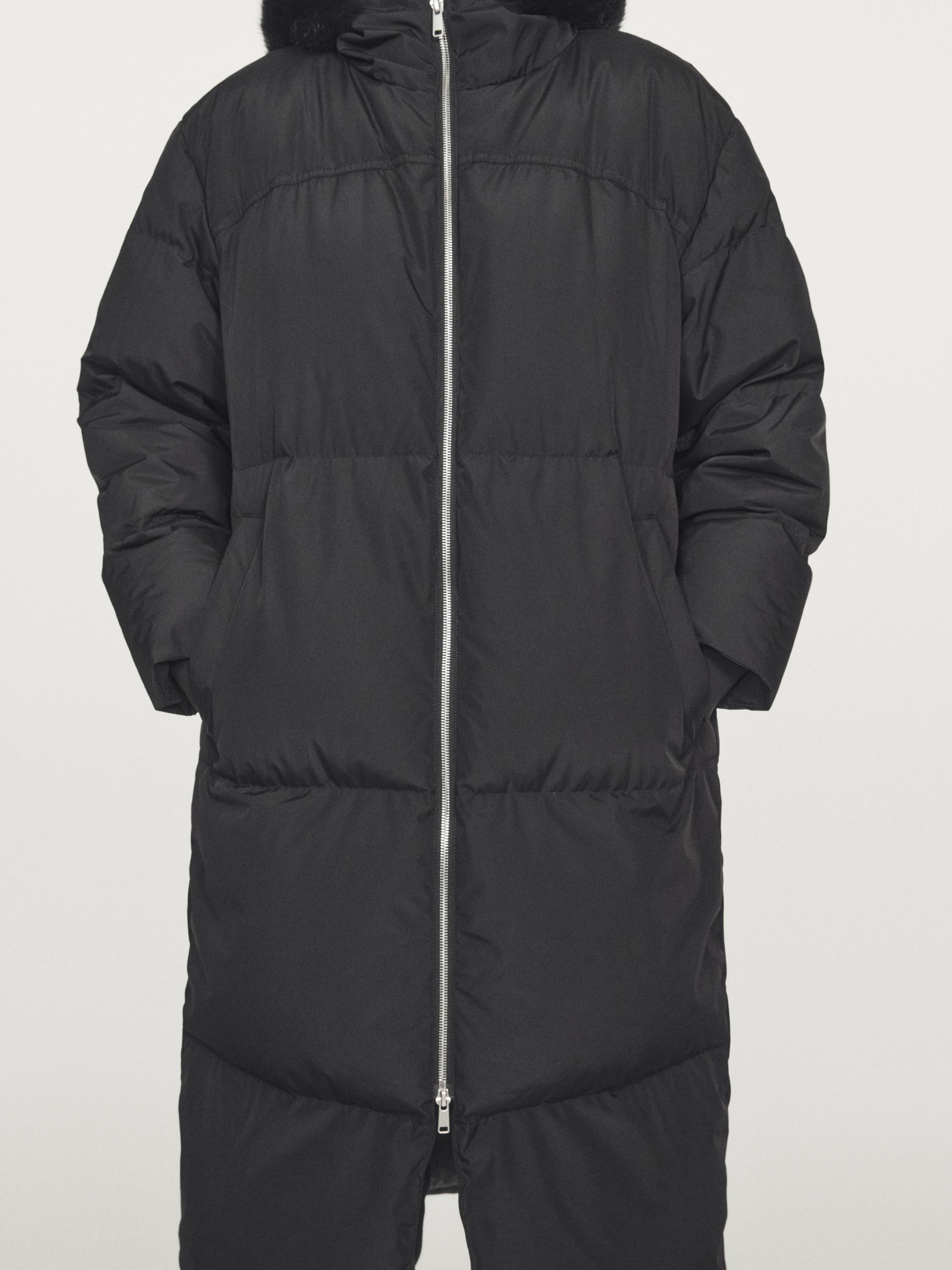 Pufferjacke mit Füllung aus Daunen- und Federmischung. Lange Ärmel. Zwei-Wege-Reißverschluss. ... | Massimo Dutti DE