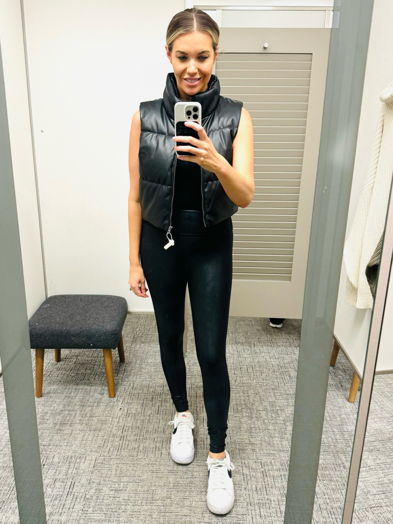 Love this under $40 #NSALE vest layered and on it’s one. I’m wearing a Small and I’m normally a Medium so I recommend sizing down (my fave thing to do 😜) @nordstrom #nordstrompartner

#LTKxNSale