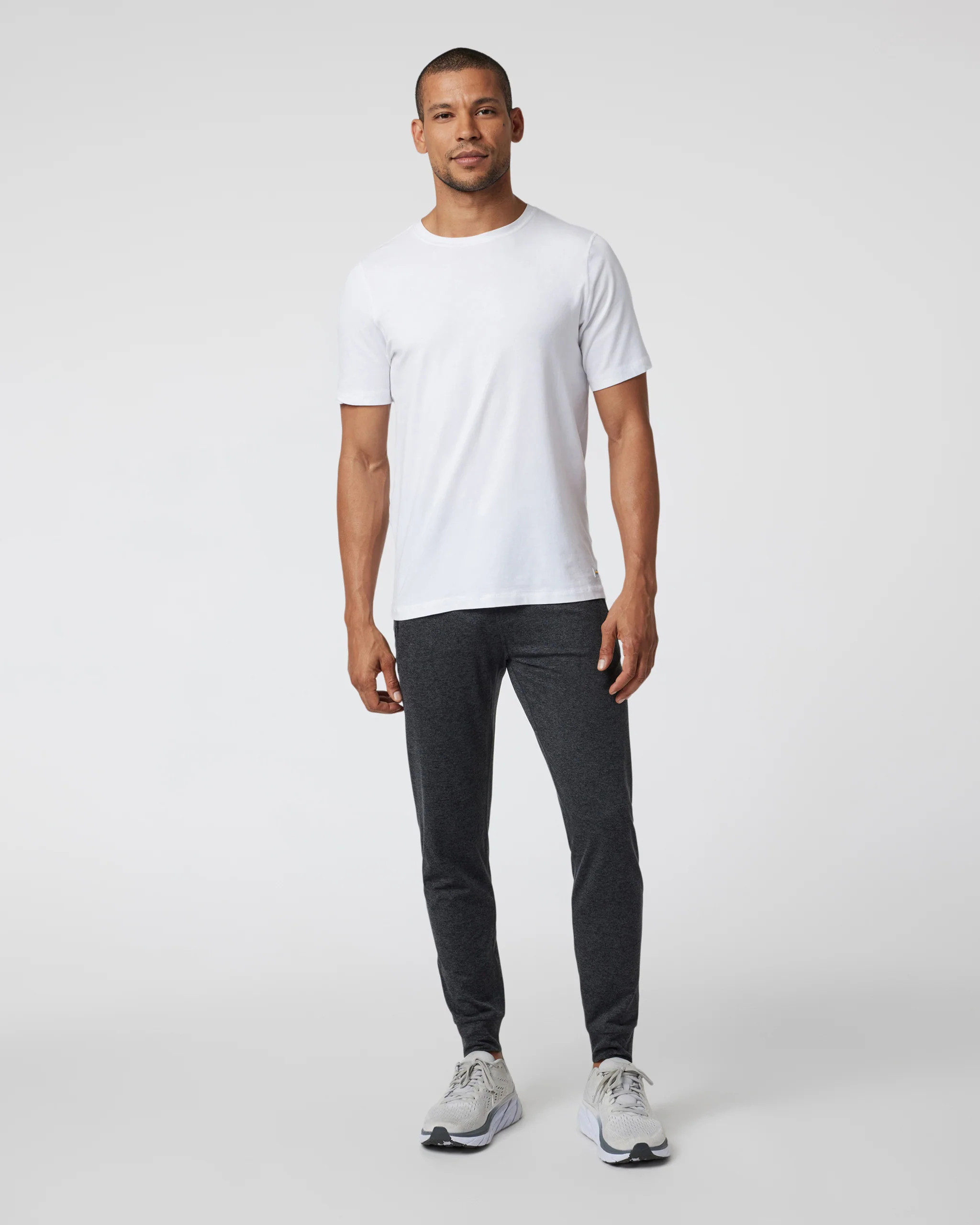 Ponto Performance Jogger – Men's Charcoal Joggers – Pants – Vuori | Vuori Clothing (US & Canada)