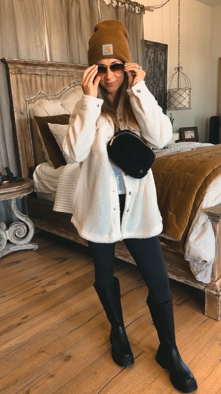 The every day mom look! 👊🏻

#LTKstyletip #LTKsalealert #LTKshoecrush