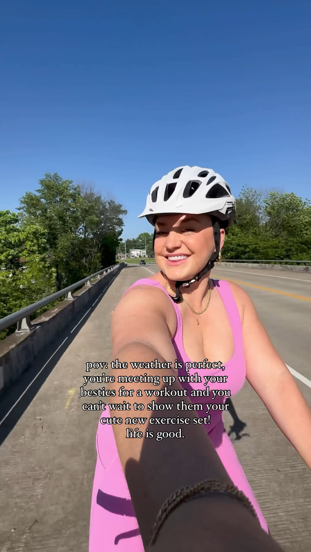 FABLETICS SET! Flare Leggings & built-in bra tank! 
save up to 50% as a VIP Member!

#LTKActive #LTKFitness #LTKMidsize