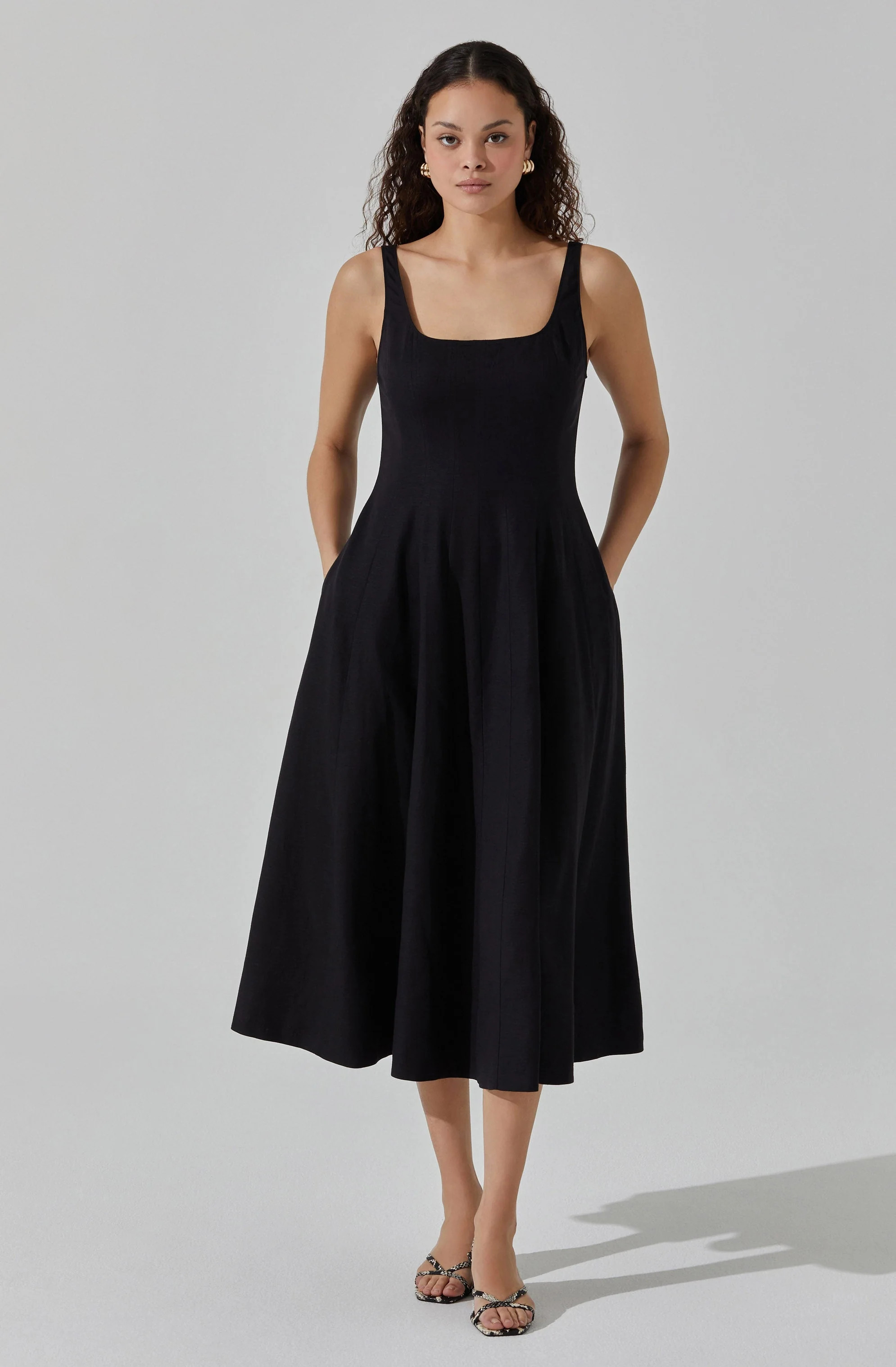Linen Square Neck Midi Dress | ASTR The Label (US)