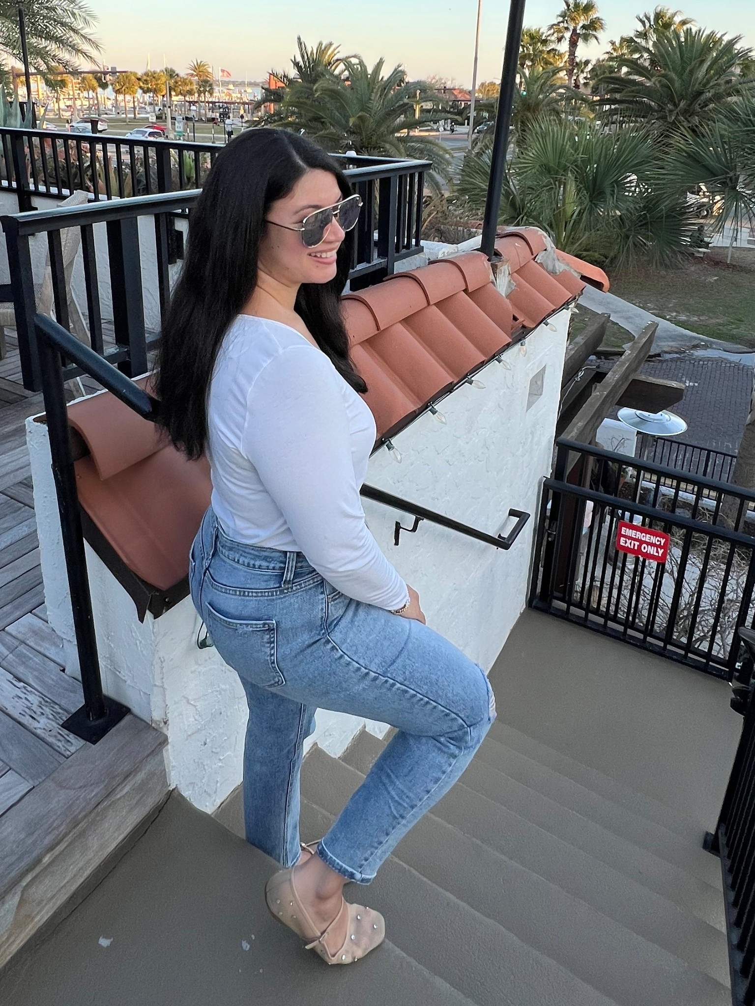 Outfit in st augustine

#LTKMidsize #LTKSaleAlert #LTKootd