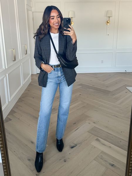 Casual fall outfit with a blazer and jeans 👖 everything is 20% OFF with code LTK20! Size 2 in blazer (oversized fit), size small in white tank (TTS), size 27 in jeans (I sized up, but recommend getting your true size), booties fit TTS and are SO comfy






Fall fashion, blazer outfit, smart casual outfit 

#LTKstyletip #LTKfindsunder100 #LTKxMadewell