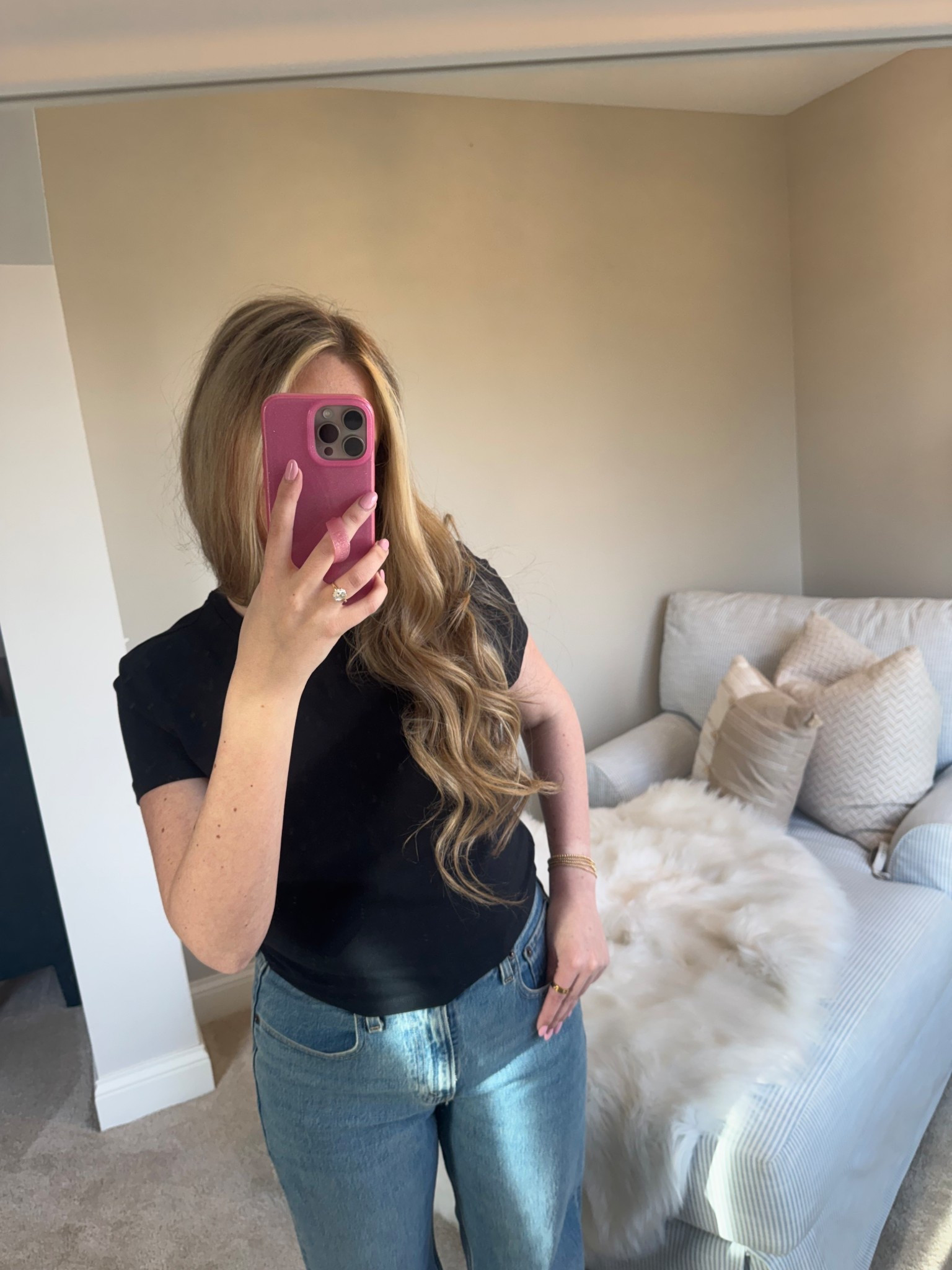 love a basic black tee!! 