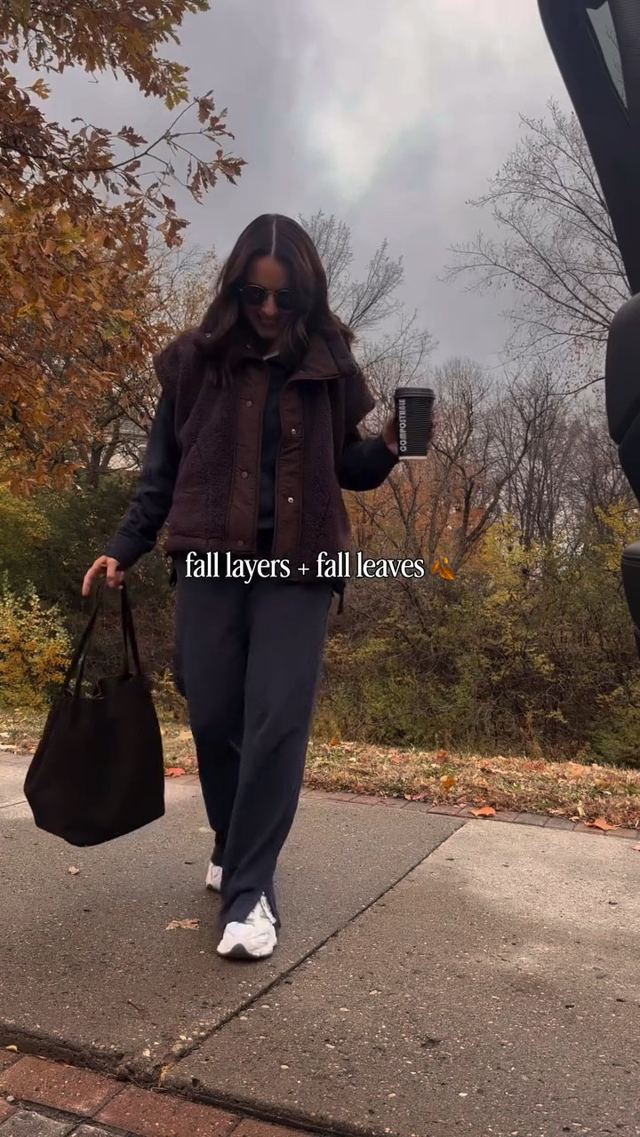 Fall outfit , cyber Monday 🐿️☕️🍂

follow @_lomeyer_ for petite + mom outfit inspo! everything linked in my bio + @shop.ltk

Free people style, fp movement, mom style inspiration for 30s, over 30 mom style, fall fashion inspo, fall outfits women 2025, realistic outfits, mom outfits fall 2025 

#LTKCyberWeek #LTKHoliday #LTKootd