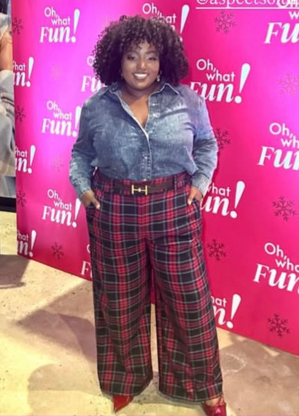 Cute and casual holiday look, just enough glitz and glam to make it festive. Plus size holiday outfit 

#LTKHoliday #LTKPlusSize #LTKPetite