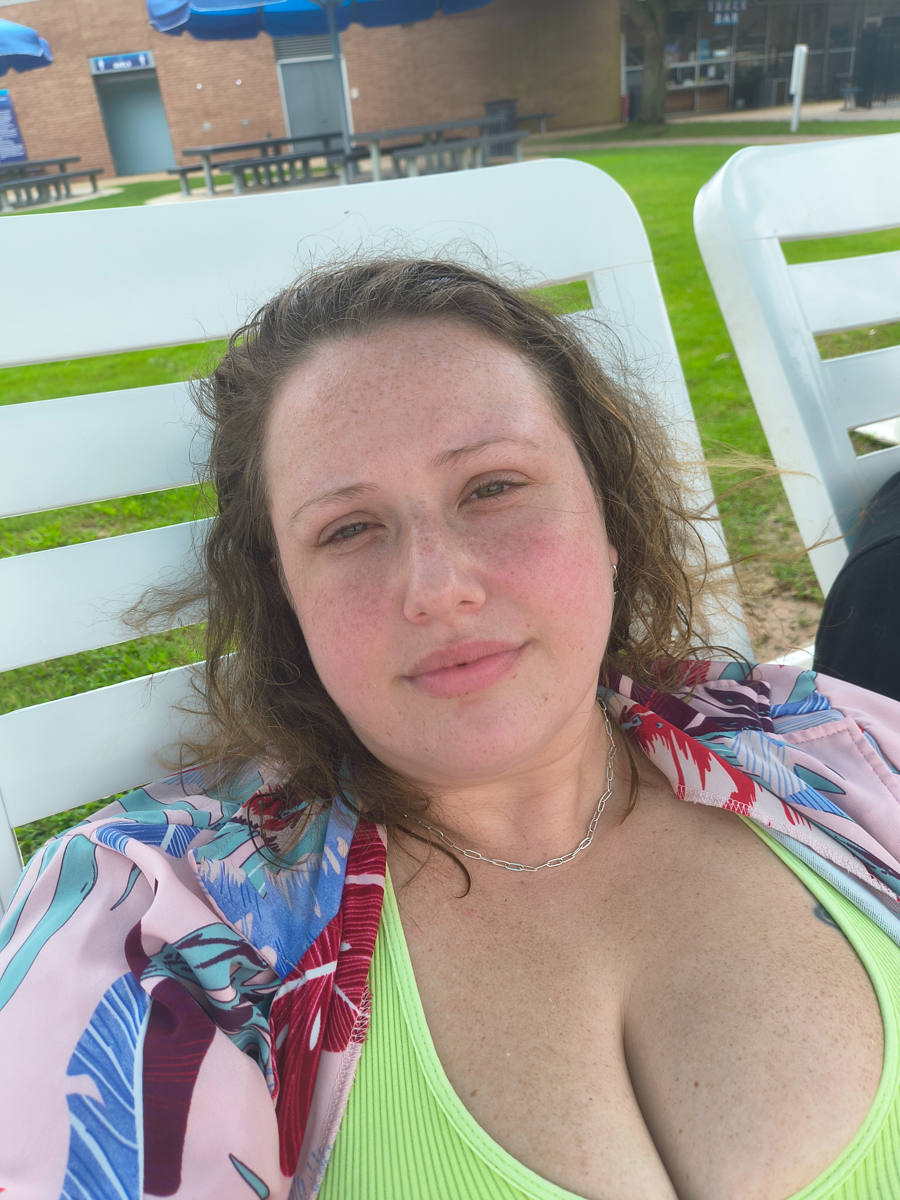 Pool Day ☀️🕶️🧴🌻

#LTKdayinmylife #LTKootd #LTKmomlife