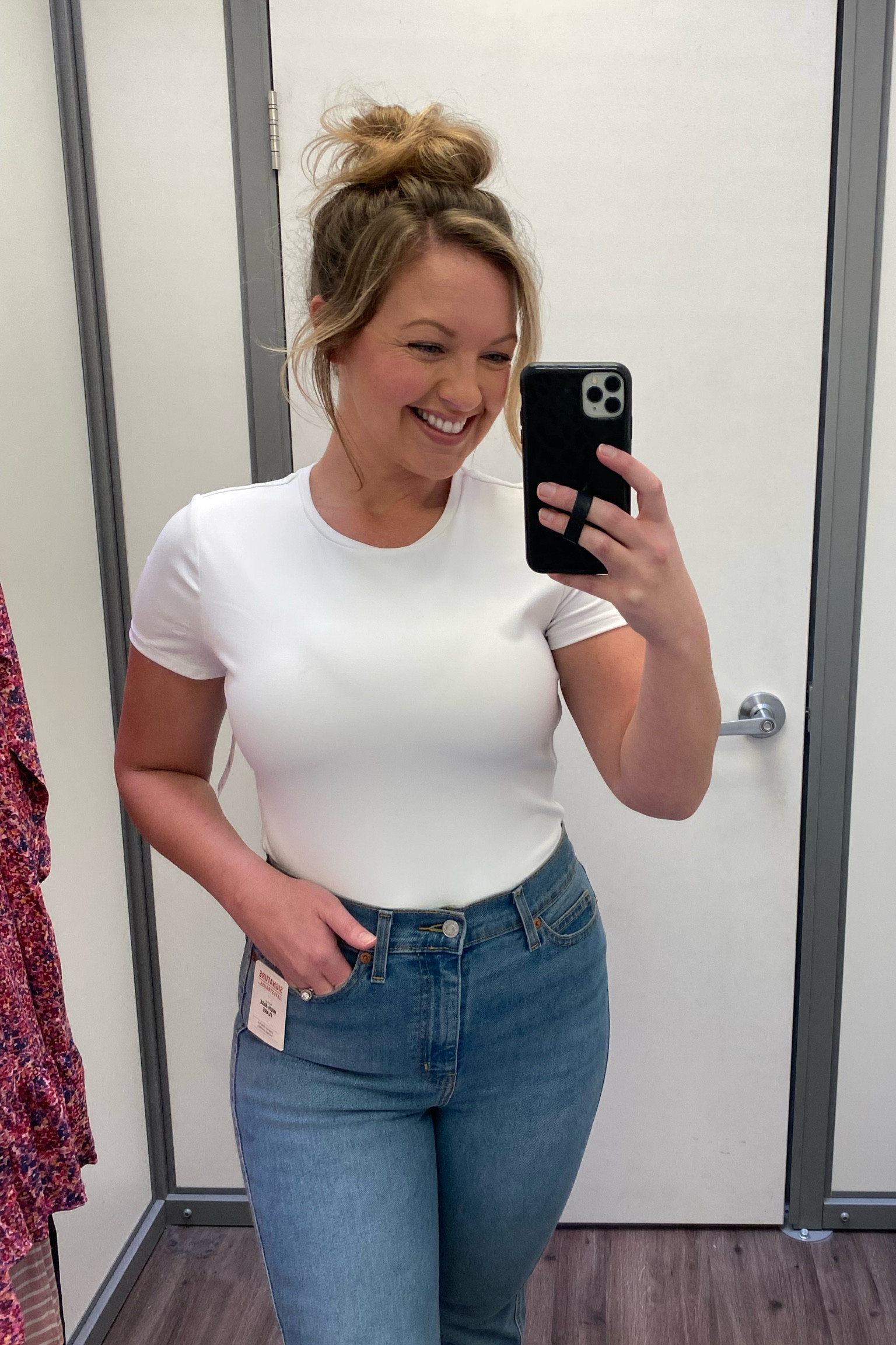 Walmart double lined smoothing white shirt! A closet staple for sure!! This wardrobe essential is under $10 and a dupe for other popular shape wear at a fraction of the cost! So good and thick !! And the best part it is a T-shirt not a body suit!!!
Wearing my true size medium!

Walmart dupe Walmart shapewear Walmart double lined bodysuit shirt Walmart closet staple Walmart capsule wardrobe closet staple white double lined tee no show white T-shirt best white t shirt 

#walmartpartner
#iykwyk
#walmartfashion
#walmartfind
#doublelinedtshirt
#wardrobeessential
#closetstaple
#capsulewardrobe

#LTKfindsunder50 #LTKmidsize