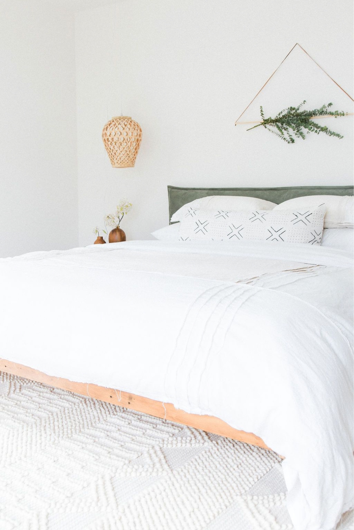 Intentionally Minimal Bedroom 

Woven pendant lights, upholstery headboard, round side table, textured rug, throw pillows. Home decor, bedroom decor, home finds. 

#LTKhome #LTKstyletip #LTKFind