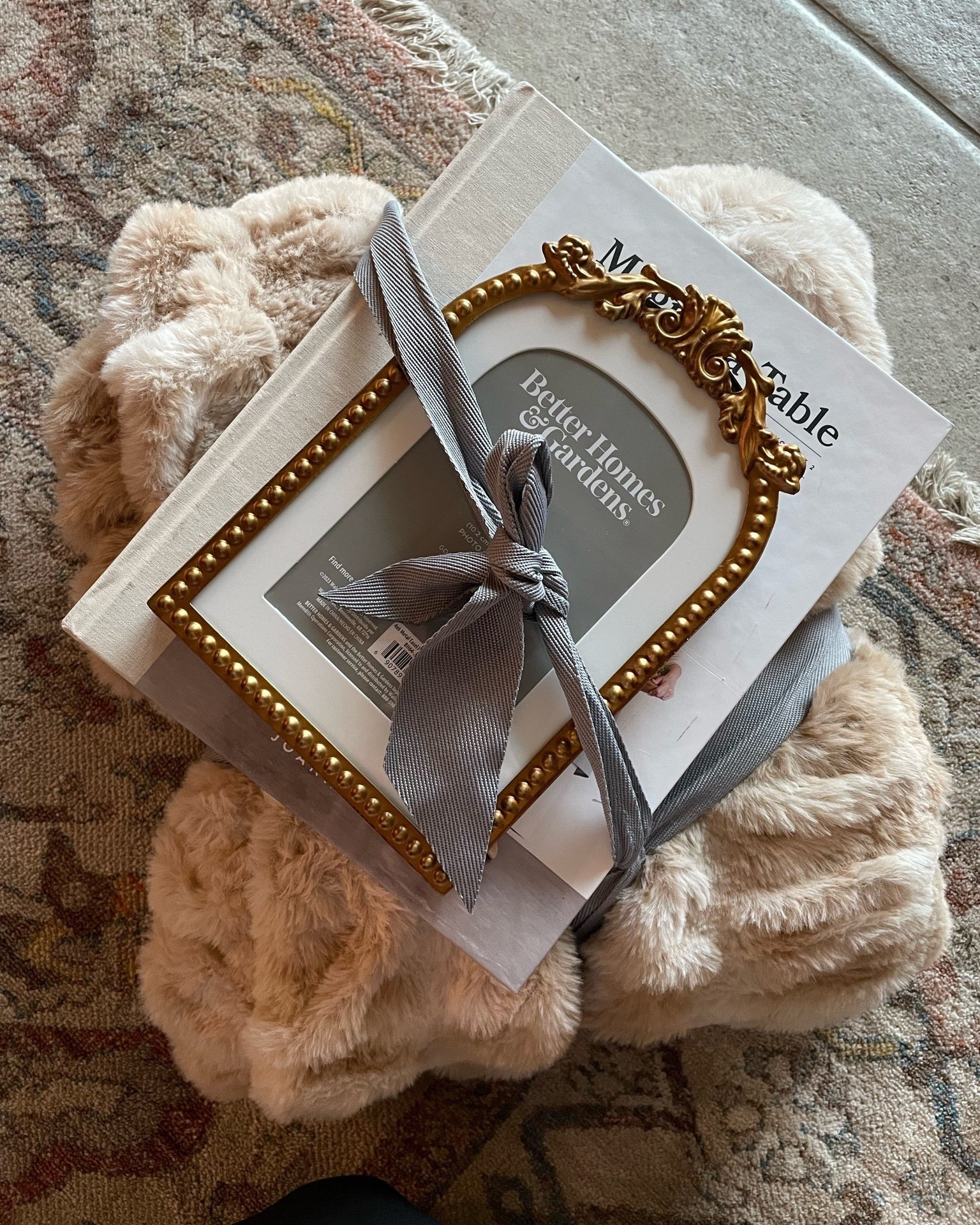 Gift for her- gift idea- gifts under $25 love this easy gift idea from Walmart #christmasgift #giftsforher 

#LTKHoliday #LTKGiftGuide #LTKSaleAlert