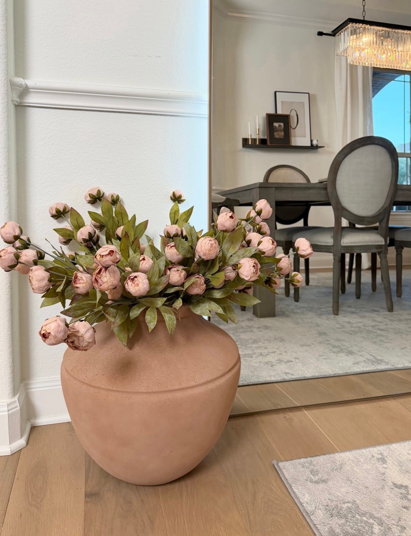 Do you need a bulk order of peonies?

The answer is yes, yes you do!

Back in stock 
Viral peonies
Spring decor