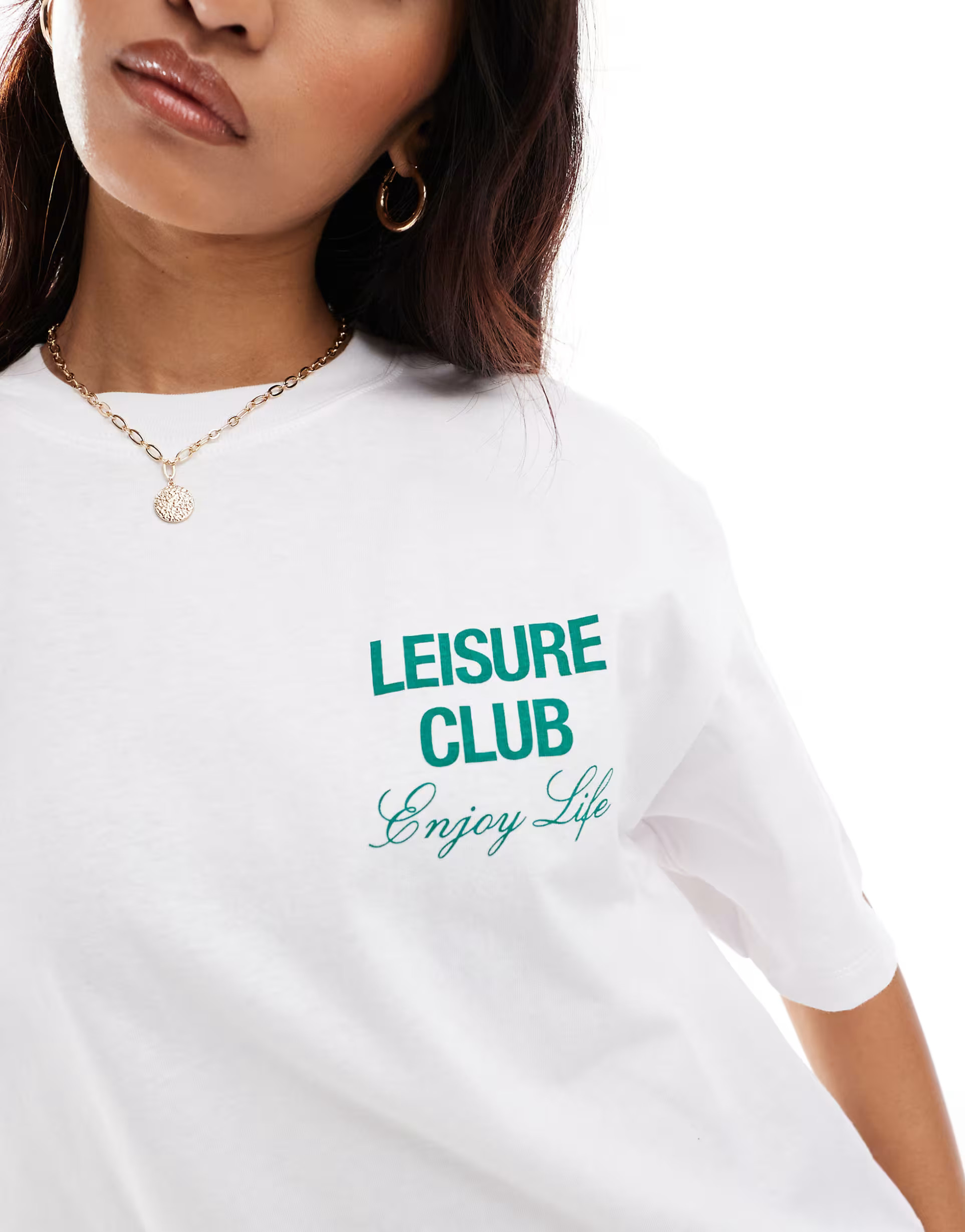 Pull&Bear – Oversize-T-Shirt in Weiß mit „Leisure Club“-Print | ASOS (Global)