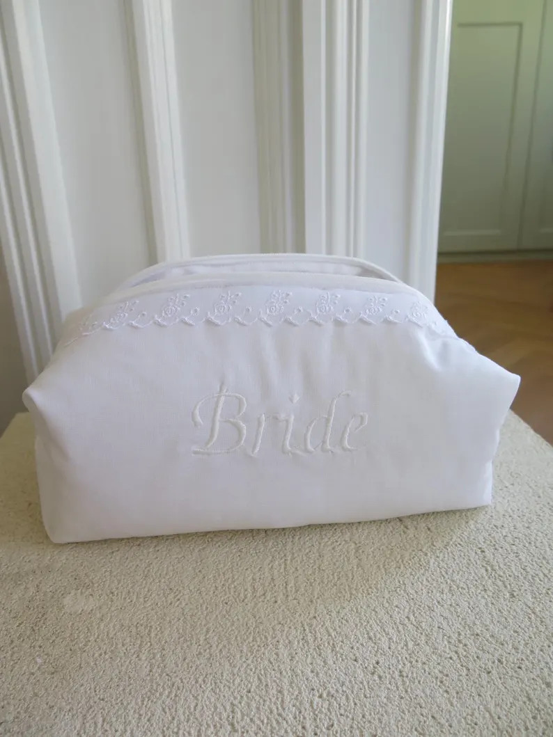 Personalized Lace Makeup Bag - Etsy | Etsy (US)