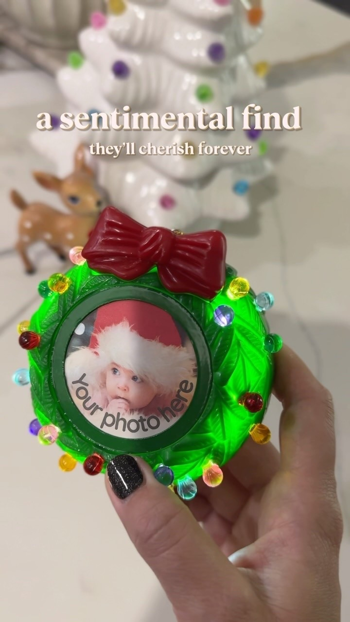 This is the cutest little sentimental Christmas ornament that you can give to a loved one with your little ones custom voice message and a picture of them, and they can replay it over and over again to hear their little voices! 🎄❤️ Follow + comment “SHOP” for a link! (make sure you’re following to receive it) ✨ & if you love Holiday finds and gift ideas, follow along for more! 

#mrchristmas #walmart #walmartfinds
