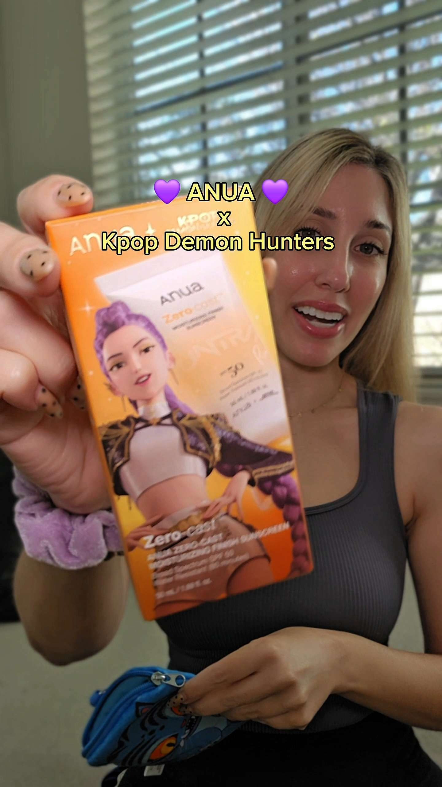 ANUA Zero Cast Sunscreen x K-pop Demon Hunters 💜
SPF 50, no white cast, lightweight glow finish ✨
Limited edition collab — selling out fast

#skincare #sunscreen #kbeauty 

 #LTKselfcare #LTKBeauty