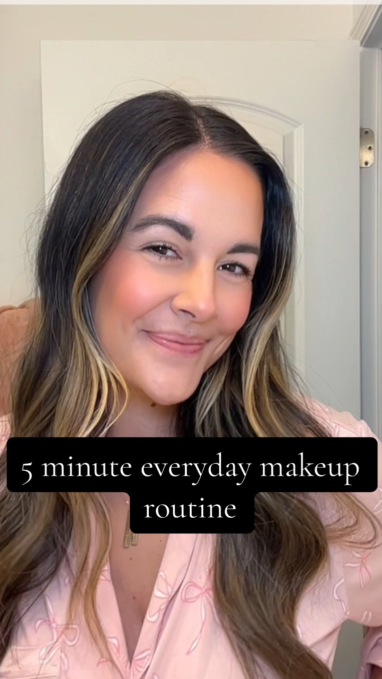 Here’s my easy 5 minute minimal everyday makeup routine💕


#LTKBeauty