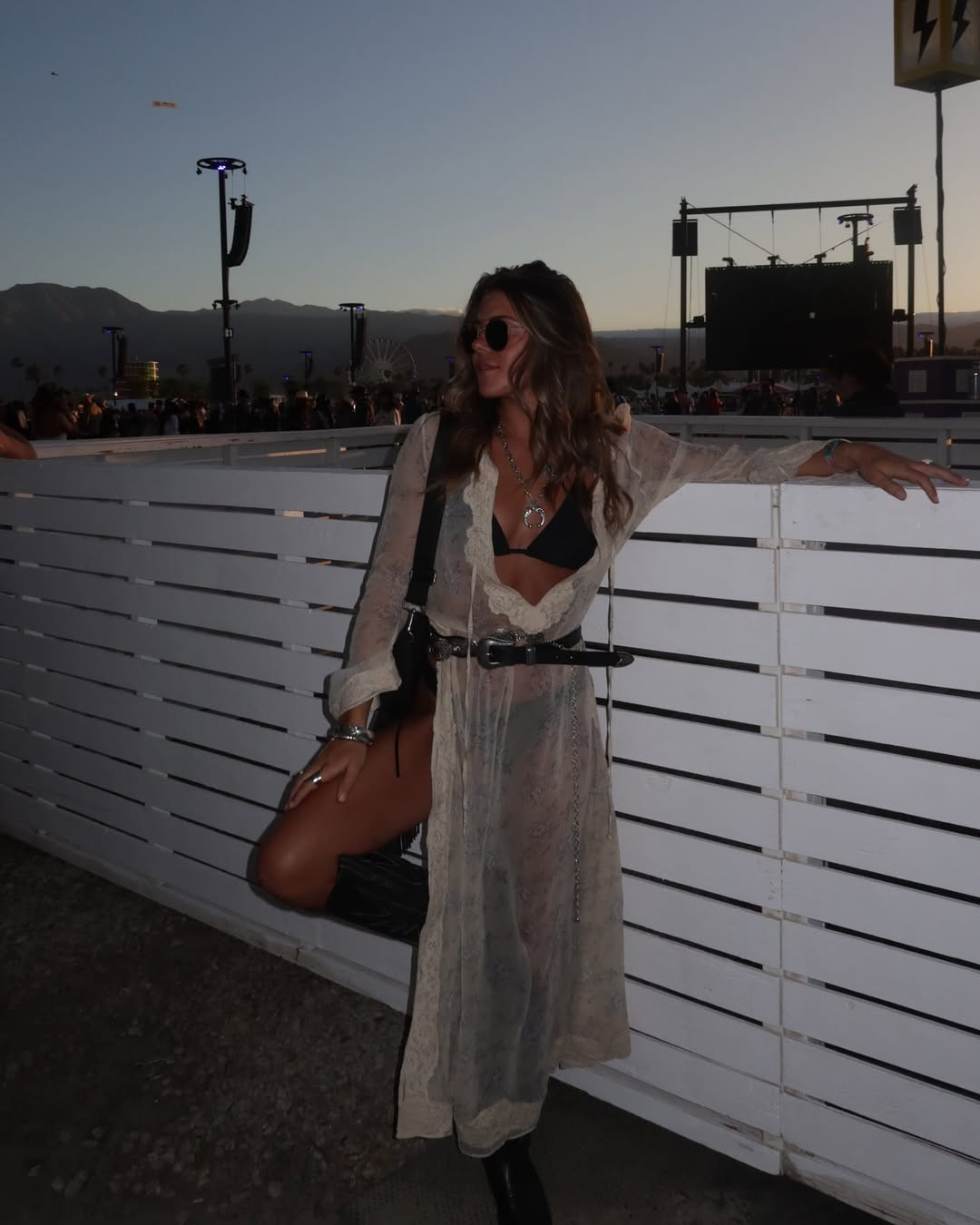 just a desert darlin’ 🖤⛰️ 

 

#LTKFestival #LTKStyleTip #LTKShoeCrush