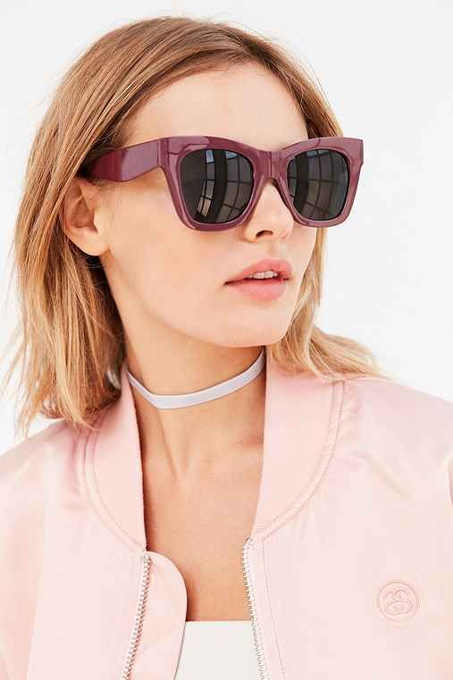 Simone Chunky Square Sunglasses,MAROON,ONE SIZE | Urban Outfitters US