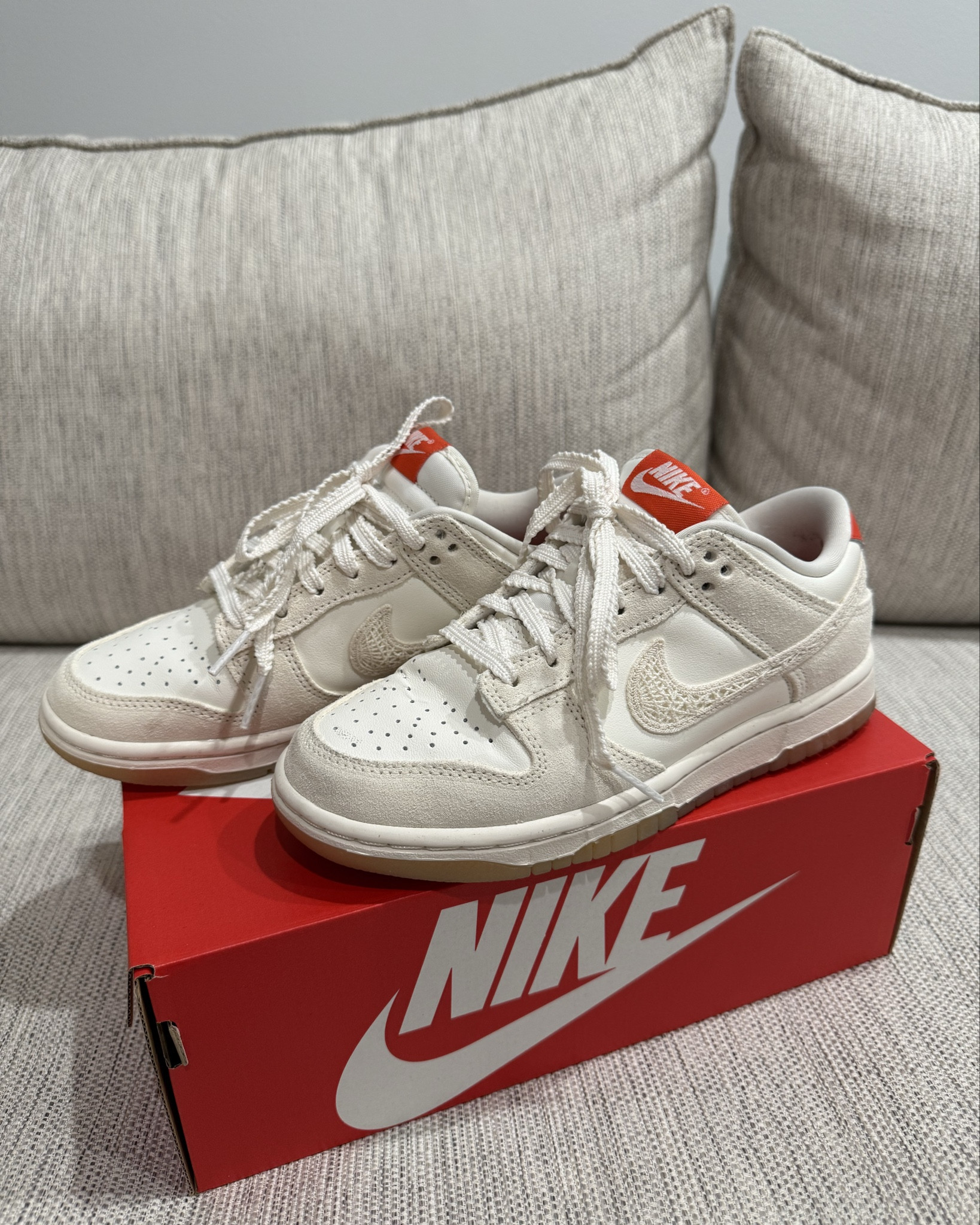 Obsessed with these neutral beauties!
The Nike Dunk Low for Women in Canvas is the perfect mix of soft textures and subtle details. The creamy suede, intricate embroidered Swoosh, and gum sole make it a must-have for everyday outfits.
Style meets comfort — and they’re even better in person.

Linked my exact pair on LTK + a few similar ones too!
#NikeDunks #SneakerStyle #LTKshoecrush #NeutralStyle #DunkLowCanvas
