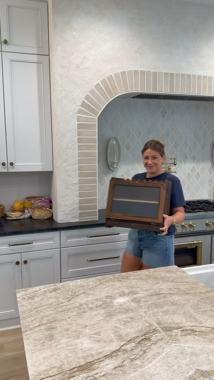Easiest 10 minute DIY! 

Amazon diy kitchen decor

#LTKHome #LTKSeasonal