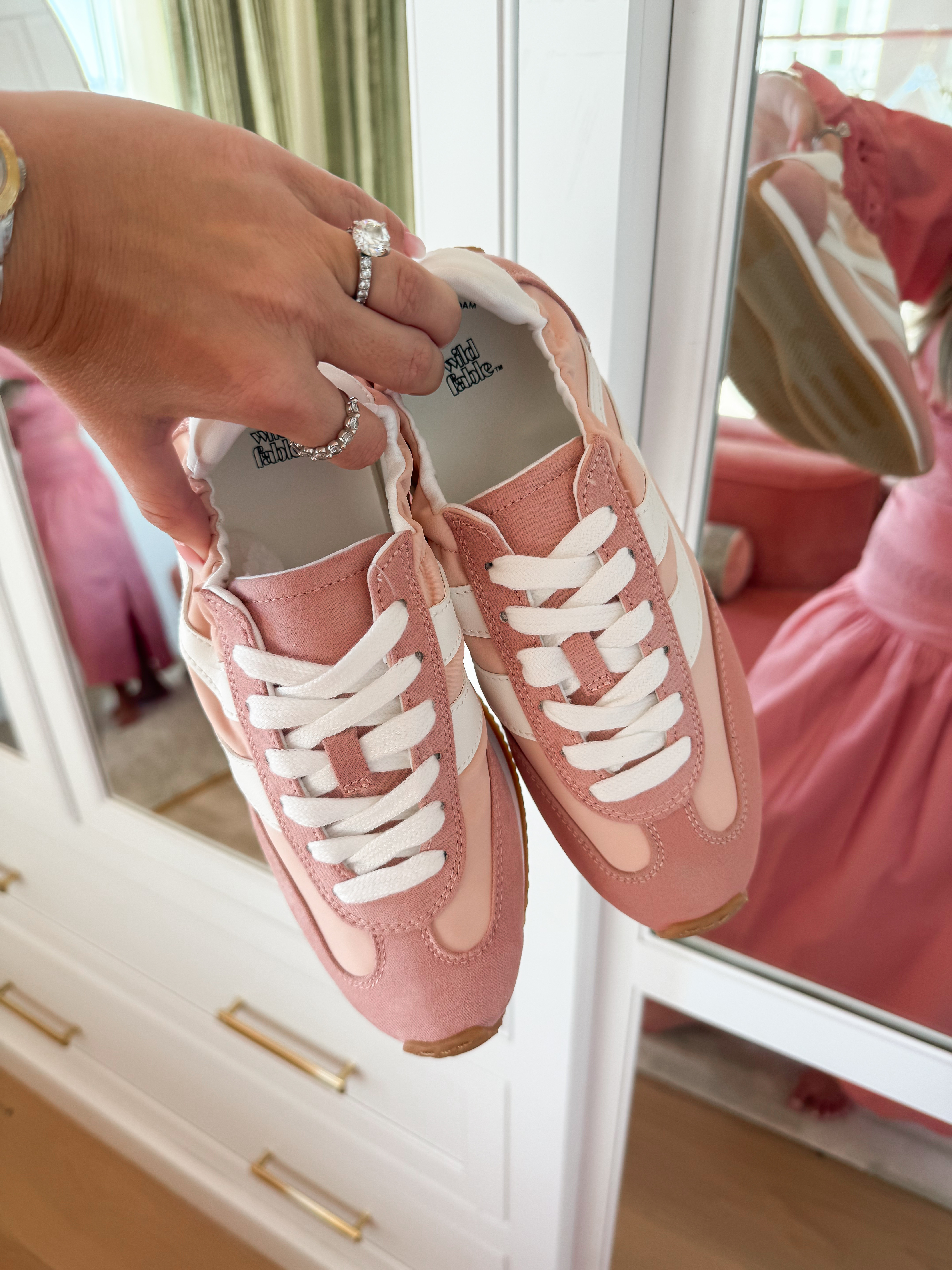 Love the color of these sneakers from Target! 

#LTKootd #LTKdayinmylife #LTKmomlife