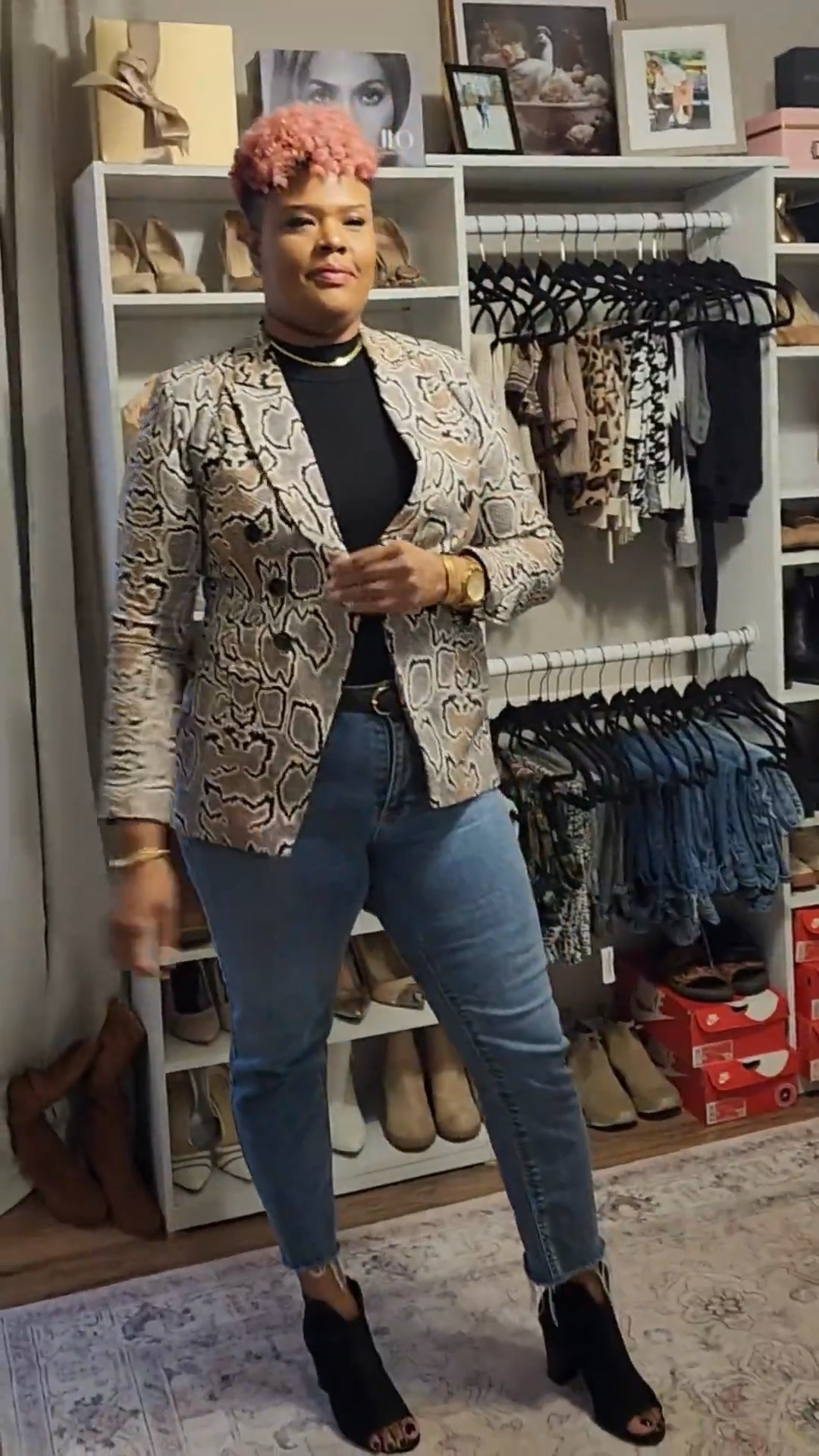 Simple, structured, and exactly how I like to show up. 

 

#LTKOver40 #LTKWorkwear