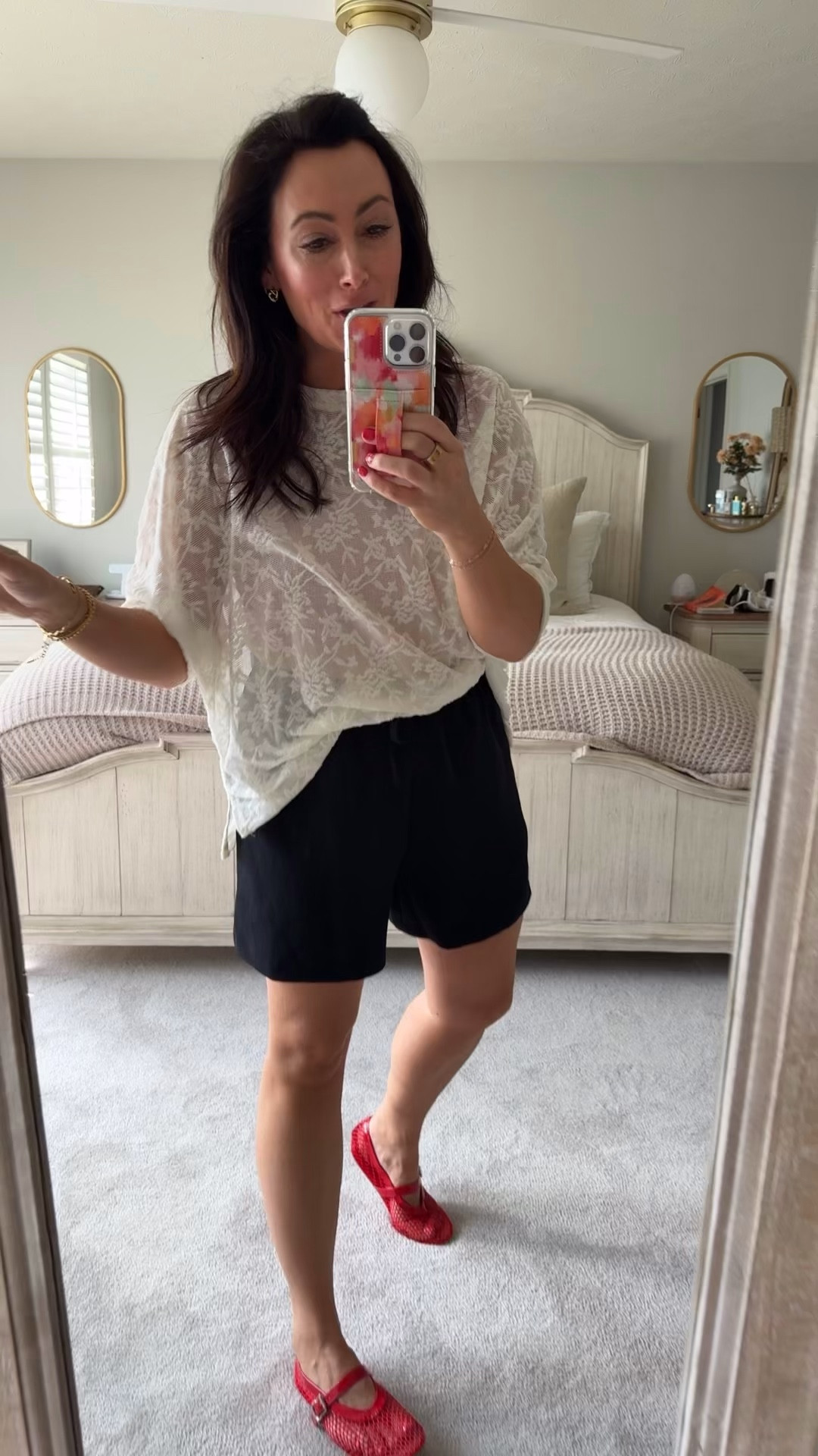 • medium top
• medium shorts 

#LTKgrwm #LTKdayinmylife #LTKootd