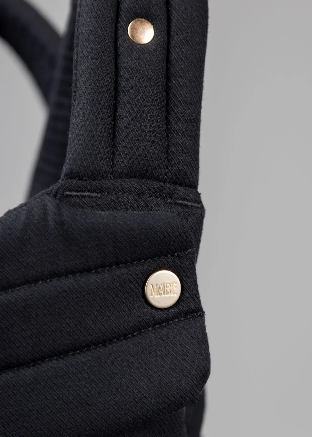 The Monarch Carrier - Ebony | MABE