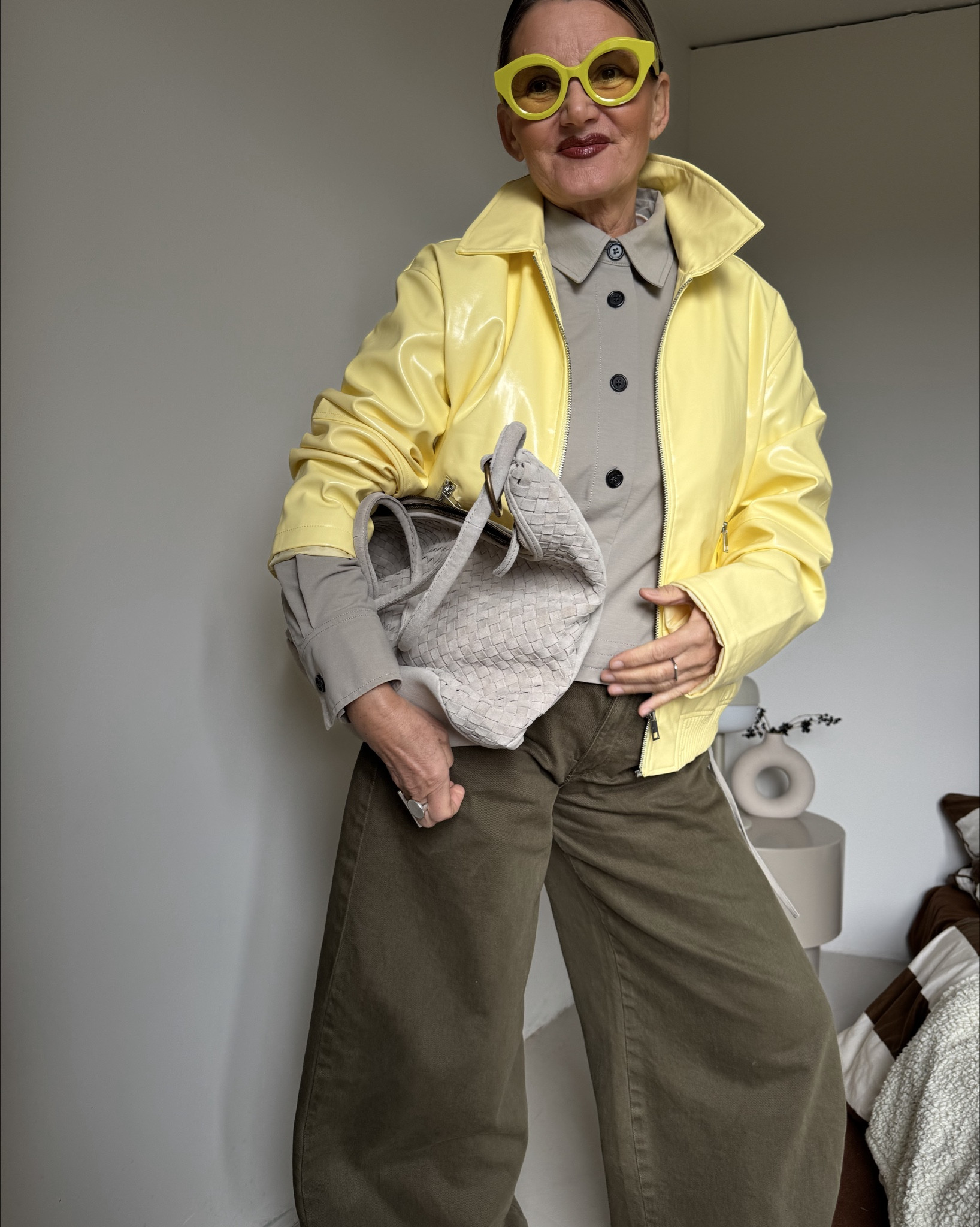 Colorblocking mit Gelb 🌼zu khaki und hellem grau

Dailylook mit stilblock

#LTKPetite #LTKootd #LTKSpringSale