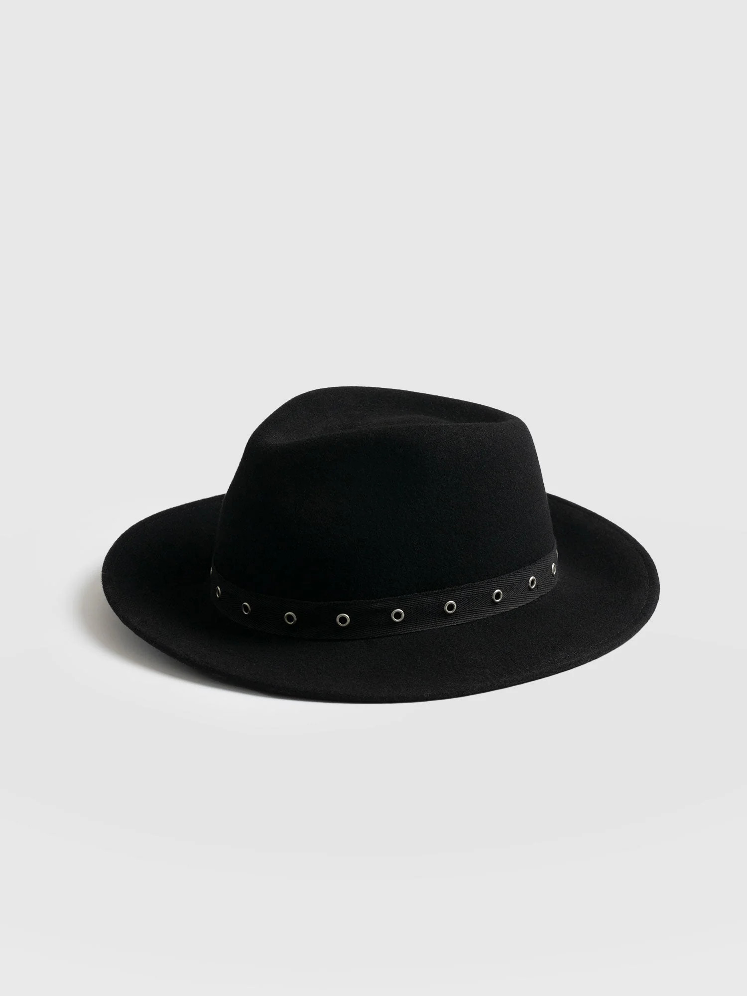 Ramona Studded Hat - Black | Saint + Sofia