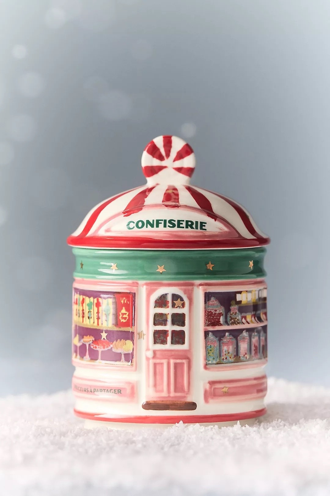 Elise Stoneware Sugar Pot

This glazed stoneware collection transforms whimsical storefronts and city façades into sculptural serveware, layering architectural details, festive colors, and playful hand-painted accents across each piece.

#LTKSeasonal #LTKHome #LTKmomlife