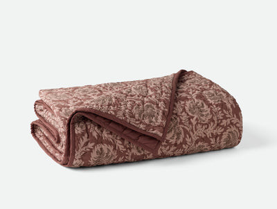 Robles Handstitched Organic Quilt Mulberry w/Carob / Twin | Coyuchi