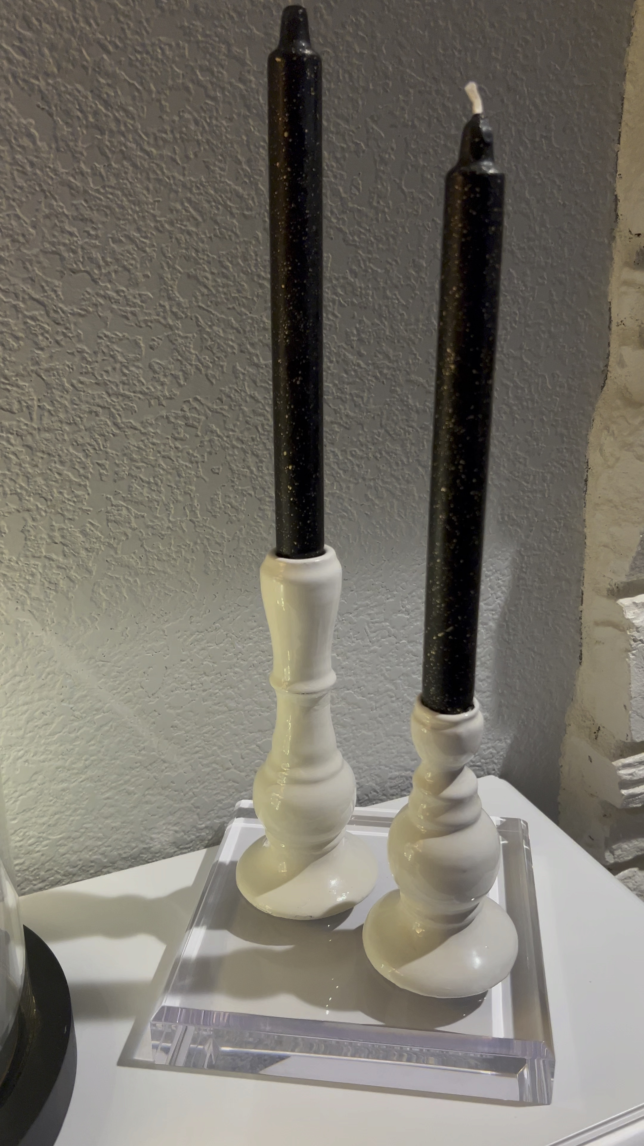 Halloween decor on my entry way table. I love this light up ghost cloche! You can set a timer for when you’d like it to light up. I found this Skelton candle at Homegoods, but found a poshmark listing for the exact 1!
Halloween decor. Home decor. Holiday decor. Halloween. 

#LTKHalloween #LTKHome #LTKVideo