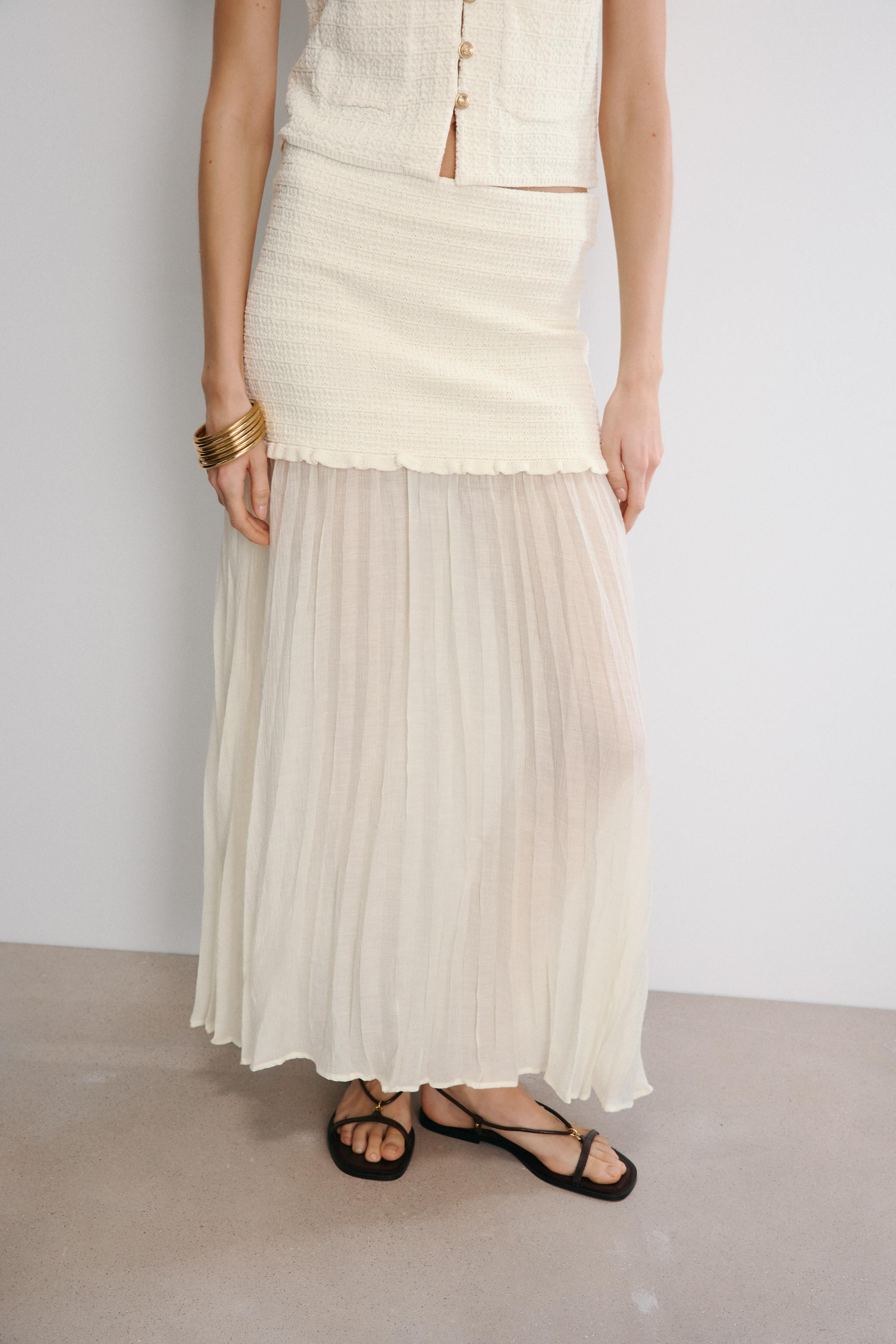 CONTRAST KNIT SKIRT | Zara AU
