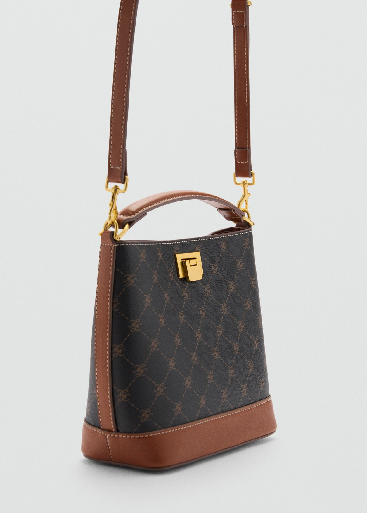 Logo printed mini shopper bag - Woman | MANGO United Kingdom | MANGO (UK)