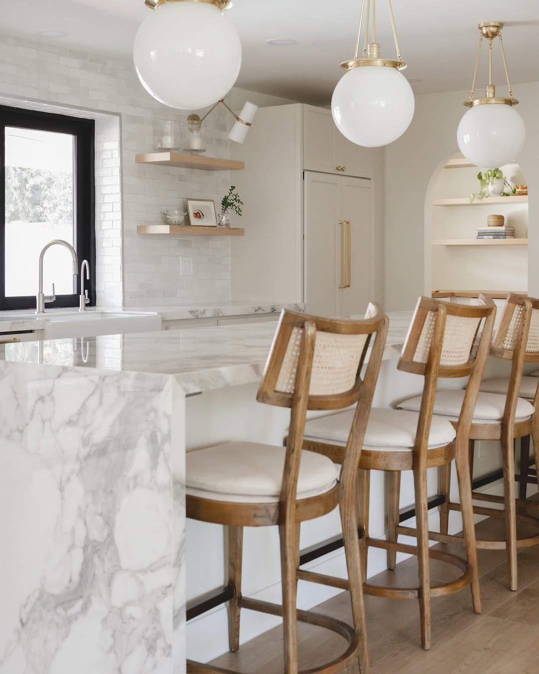 Timeless materials meet modern craftsmanship in a kitchen that feels grounded and refined.

#KitchenDecor #ModernOrganic #CaliforniaCasual 

 #LTKHome